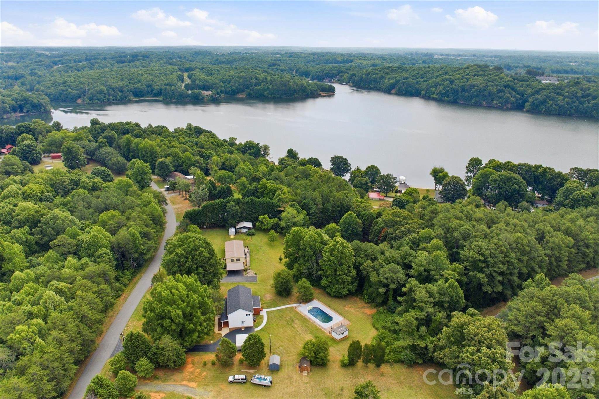 4799 Pleasant View Lane — Catawba