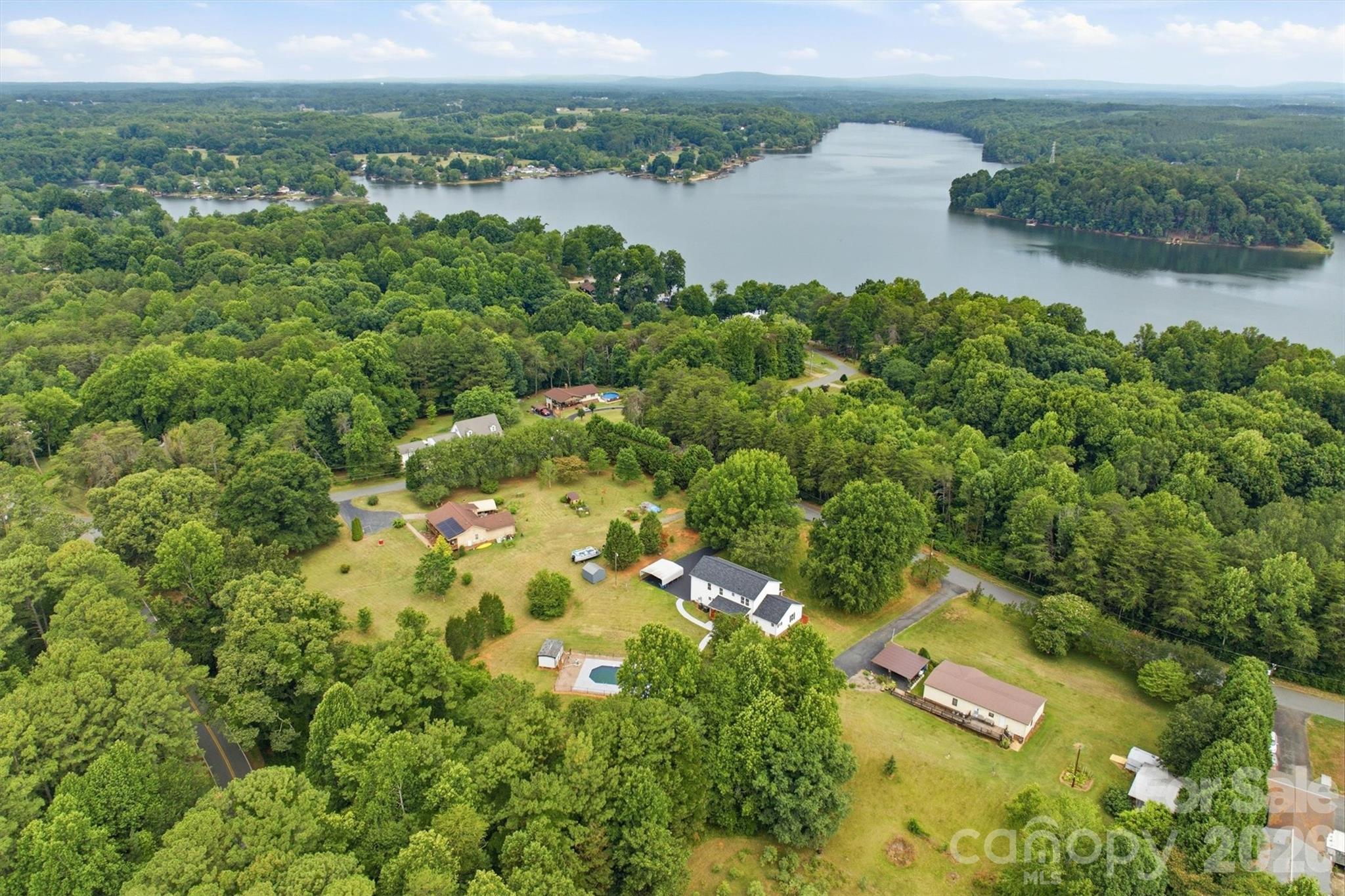 4799 Pleasant View Lane — Catawba