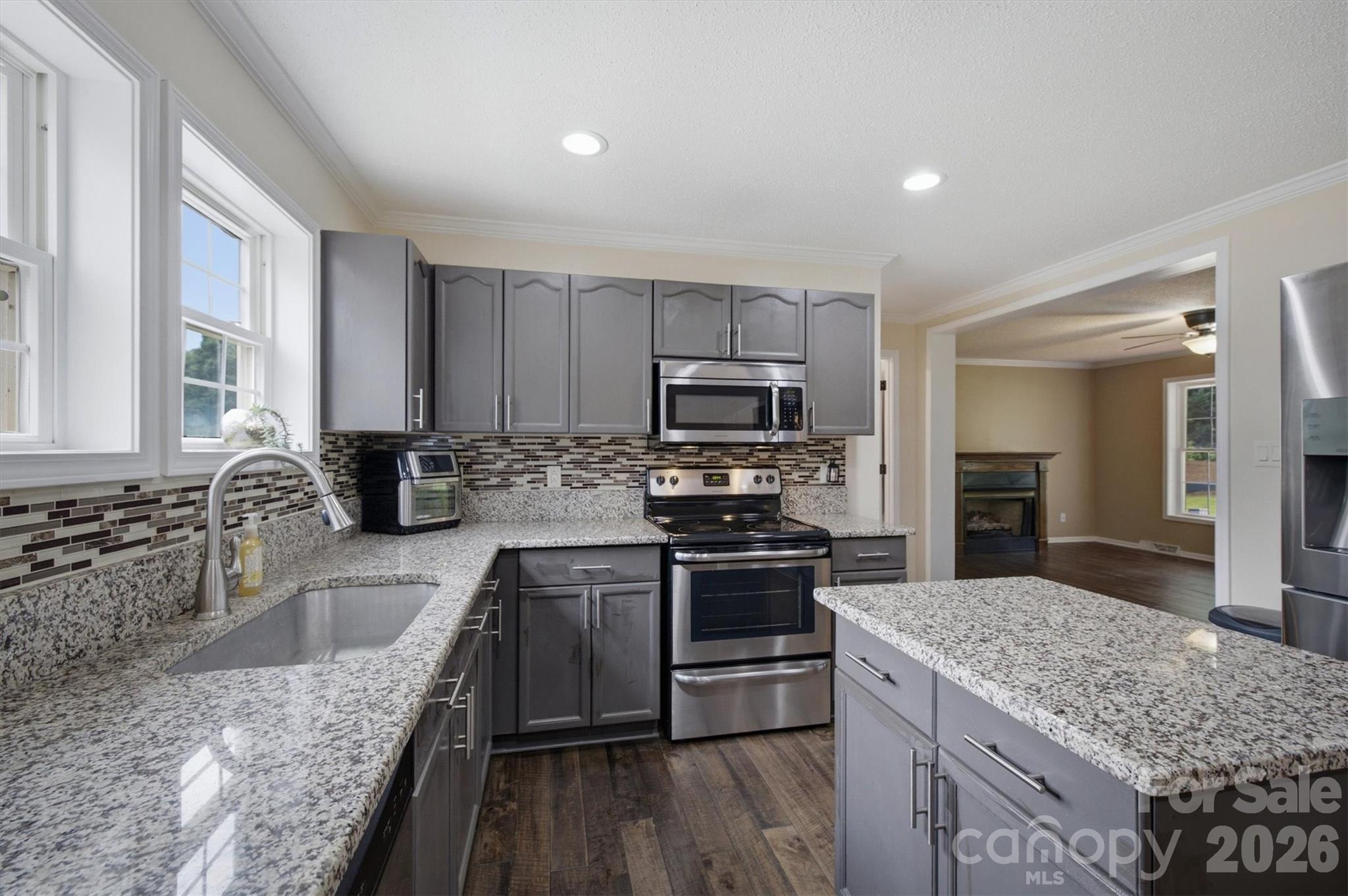 4799 Pleasant View Lane — Catawba