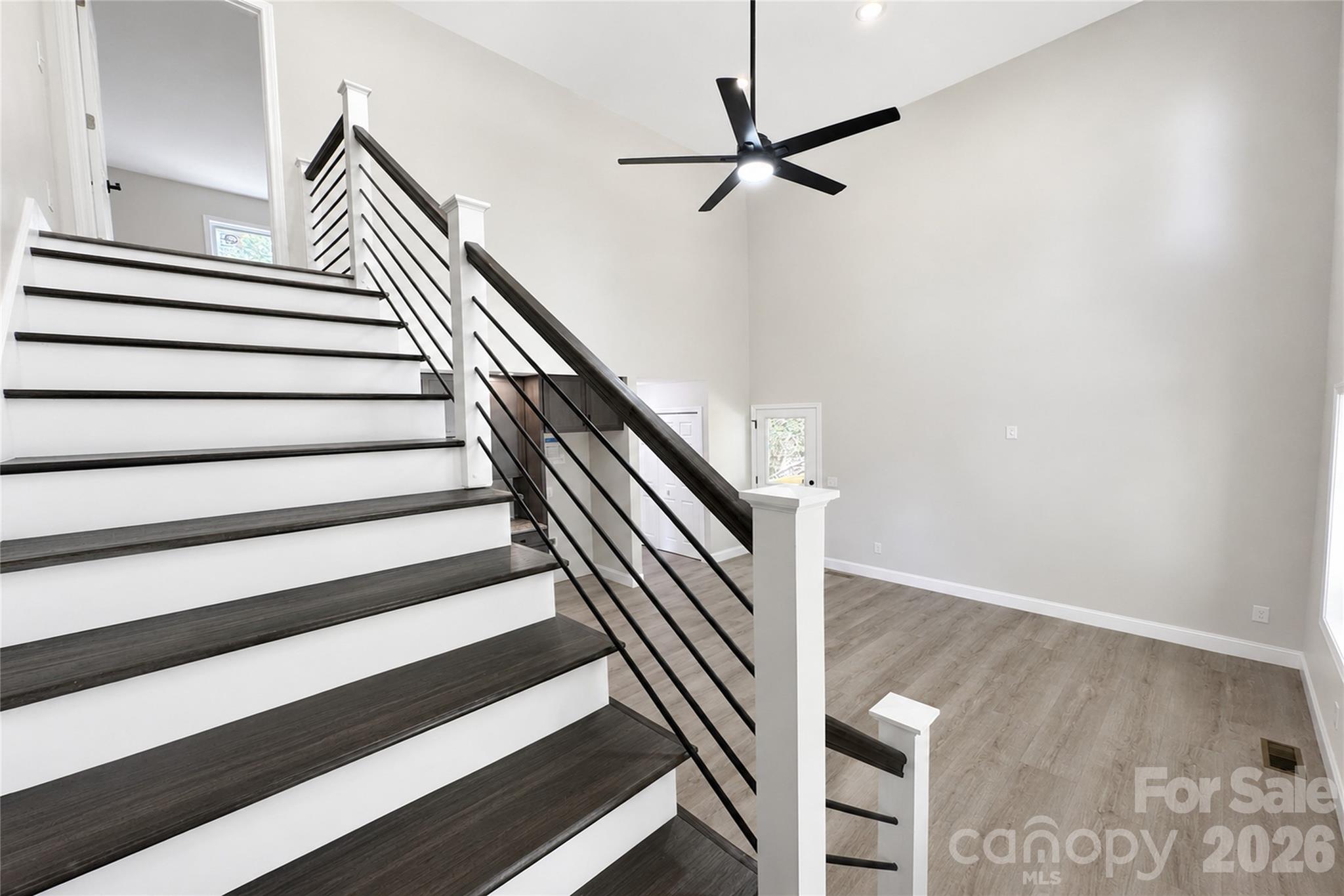 1135 Apple Lane — Granite Falls