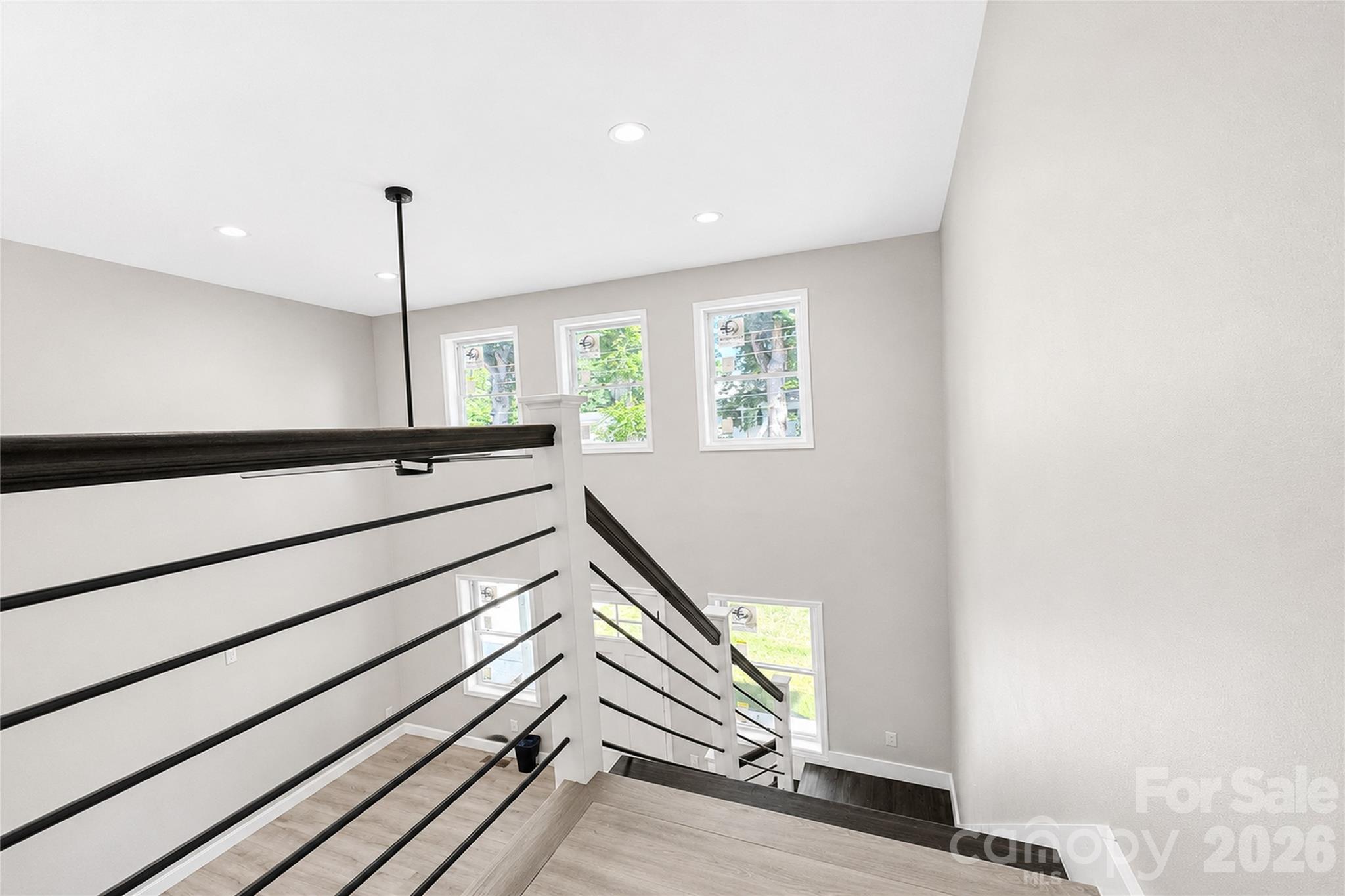 1135 Apple Lane — Granite Falls