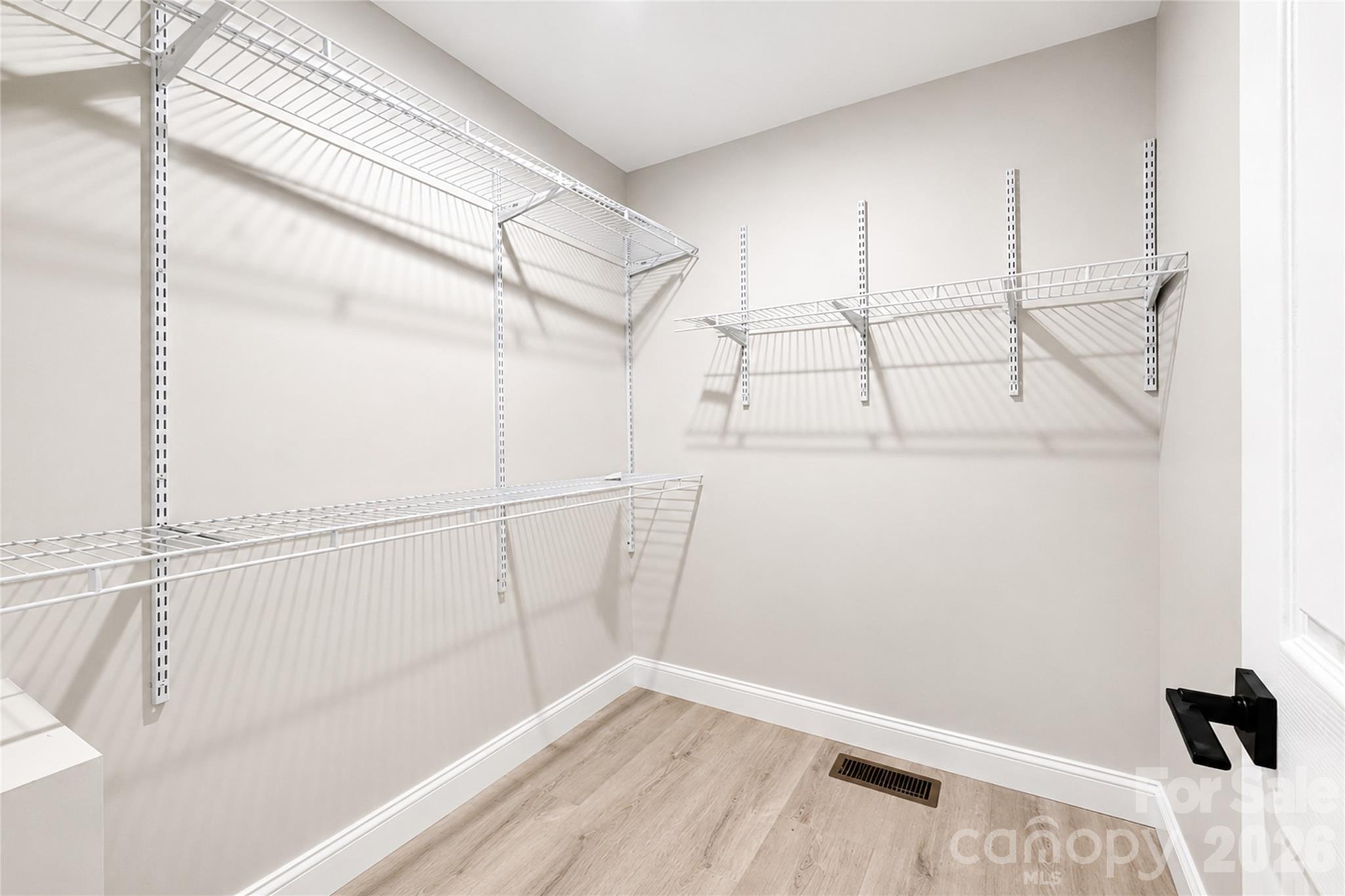 1135 Apple Lane — Granite Falls