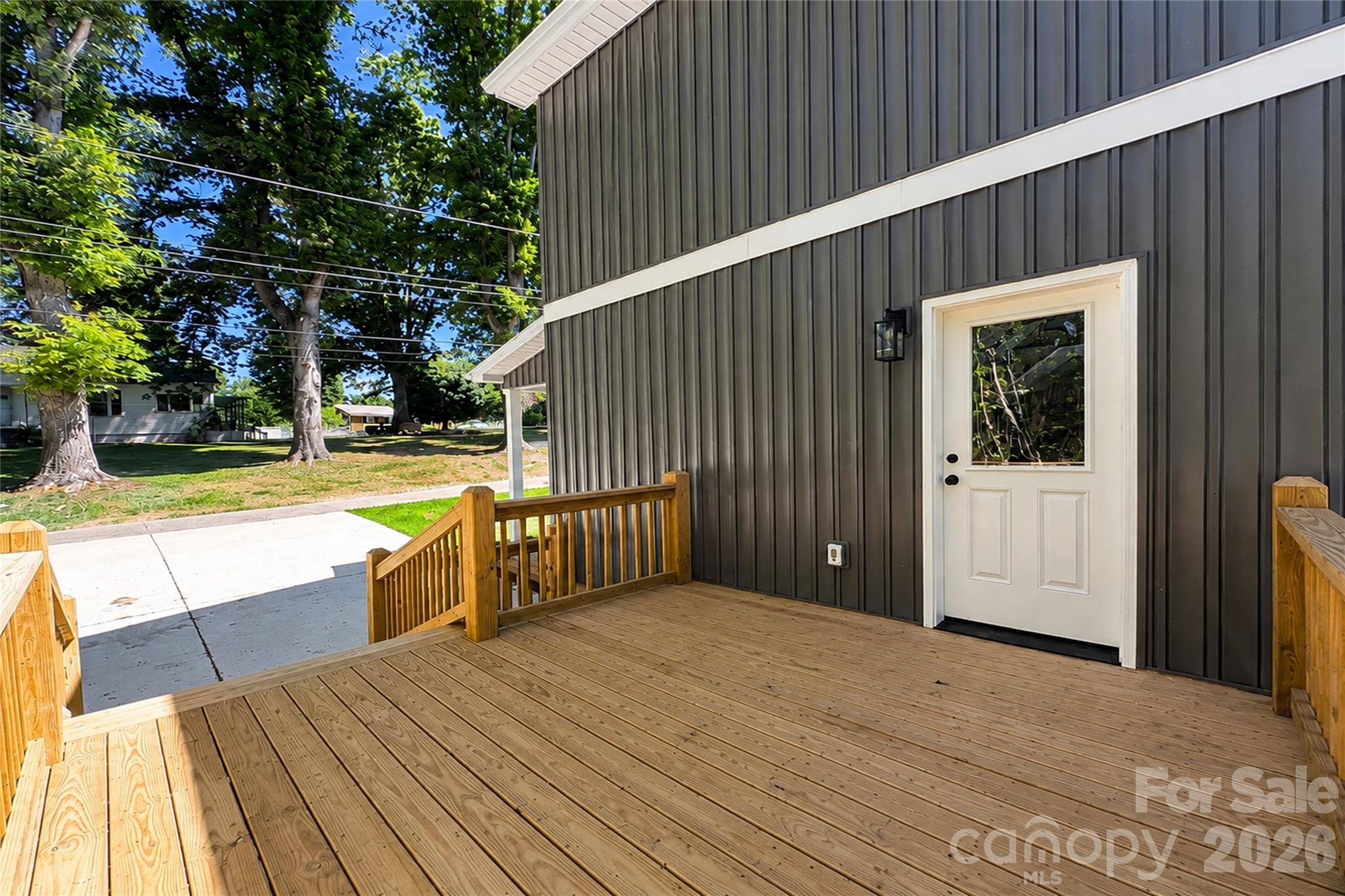1135 Apple Lane — Granite Falls