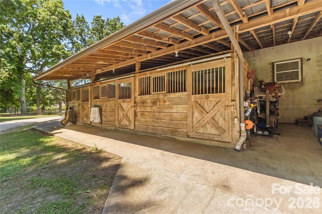 815 French Belk Road — Mt Ulla