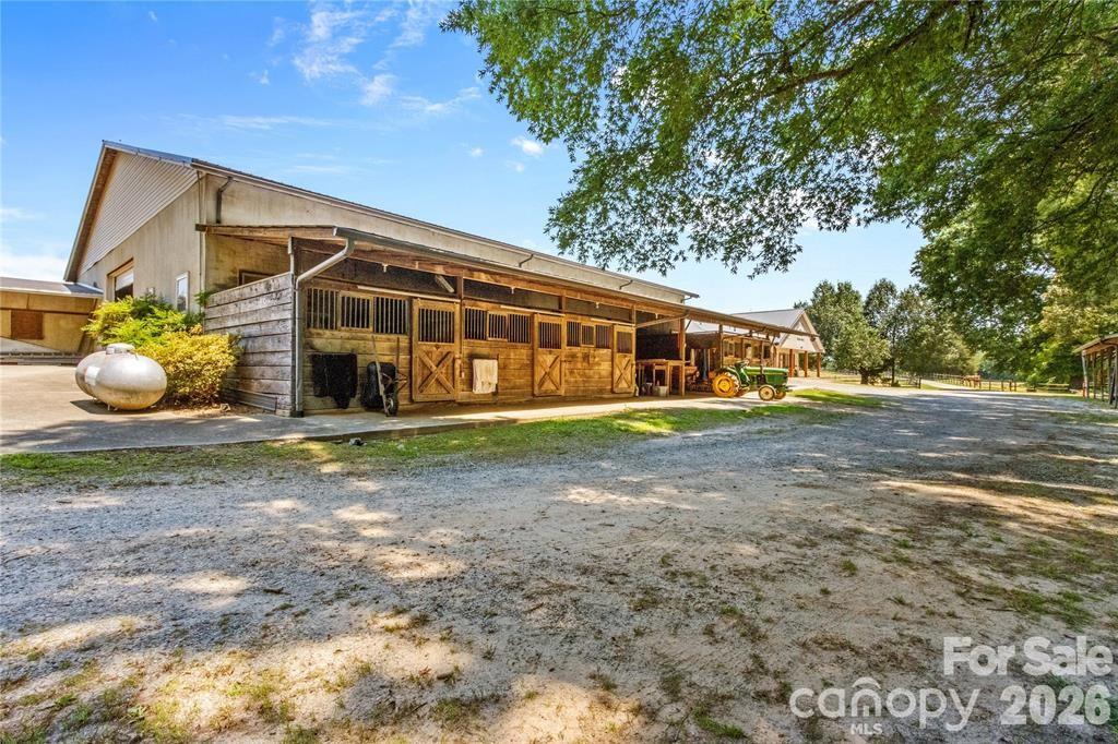 815 French Belk Road — Mt Ulla