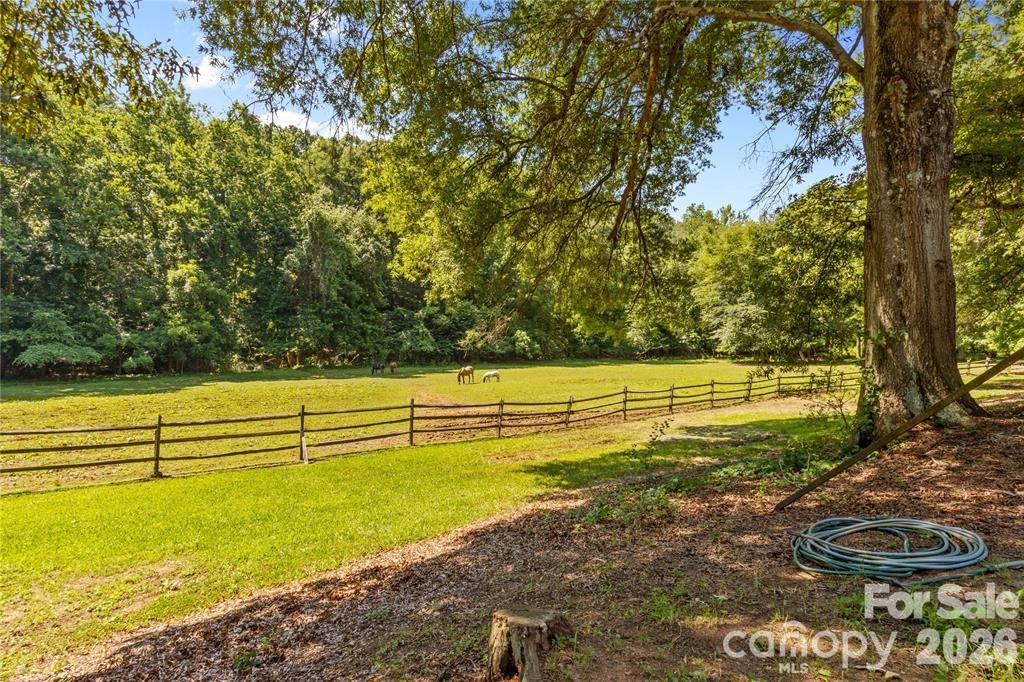 815 French Belk Road — Mt Ulla
