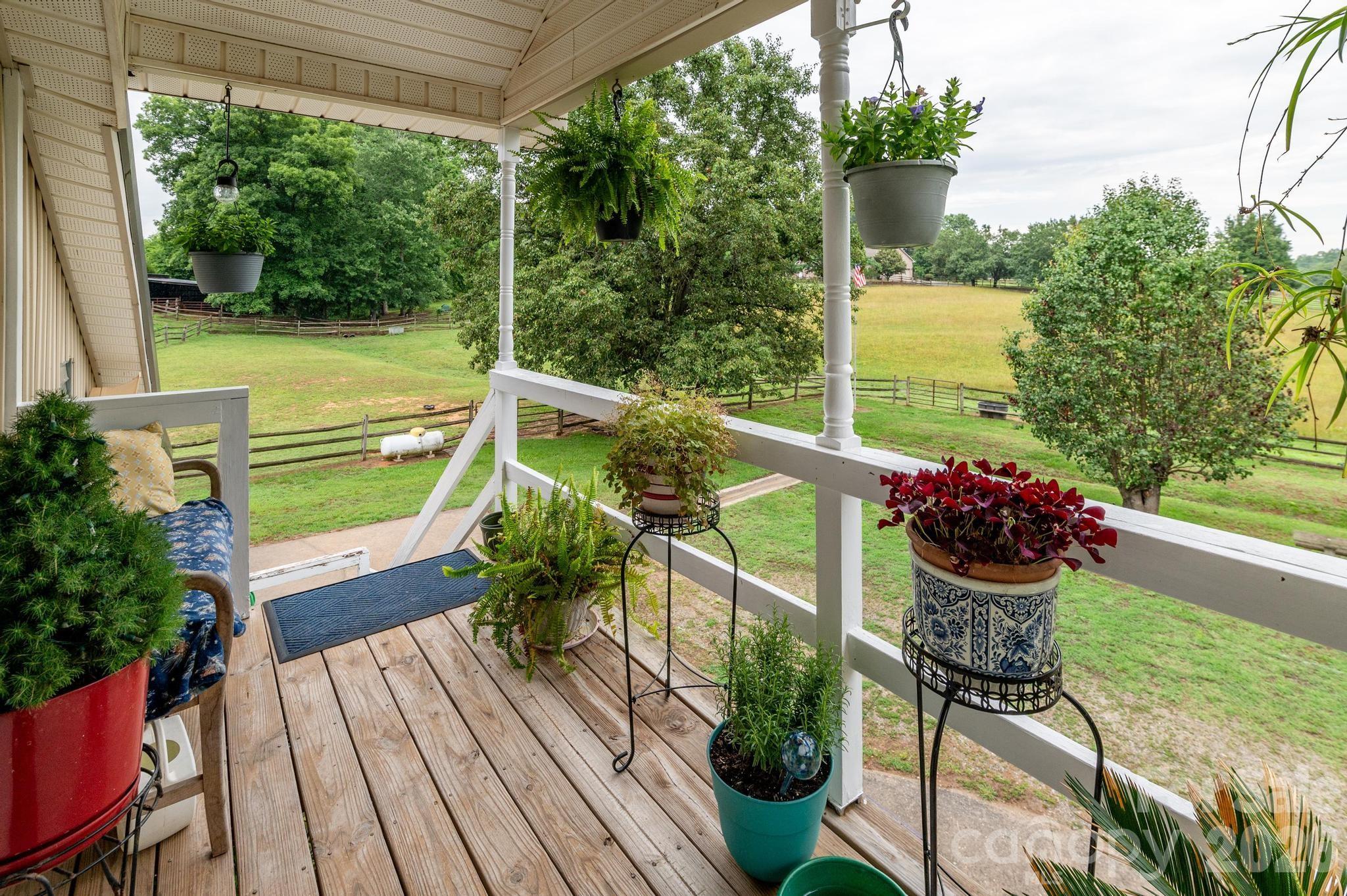 815 French Belk Road — Mt Ulla