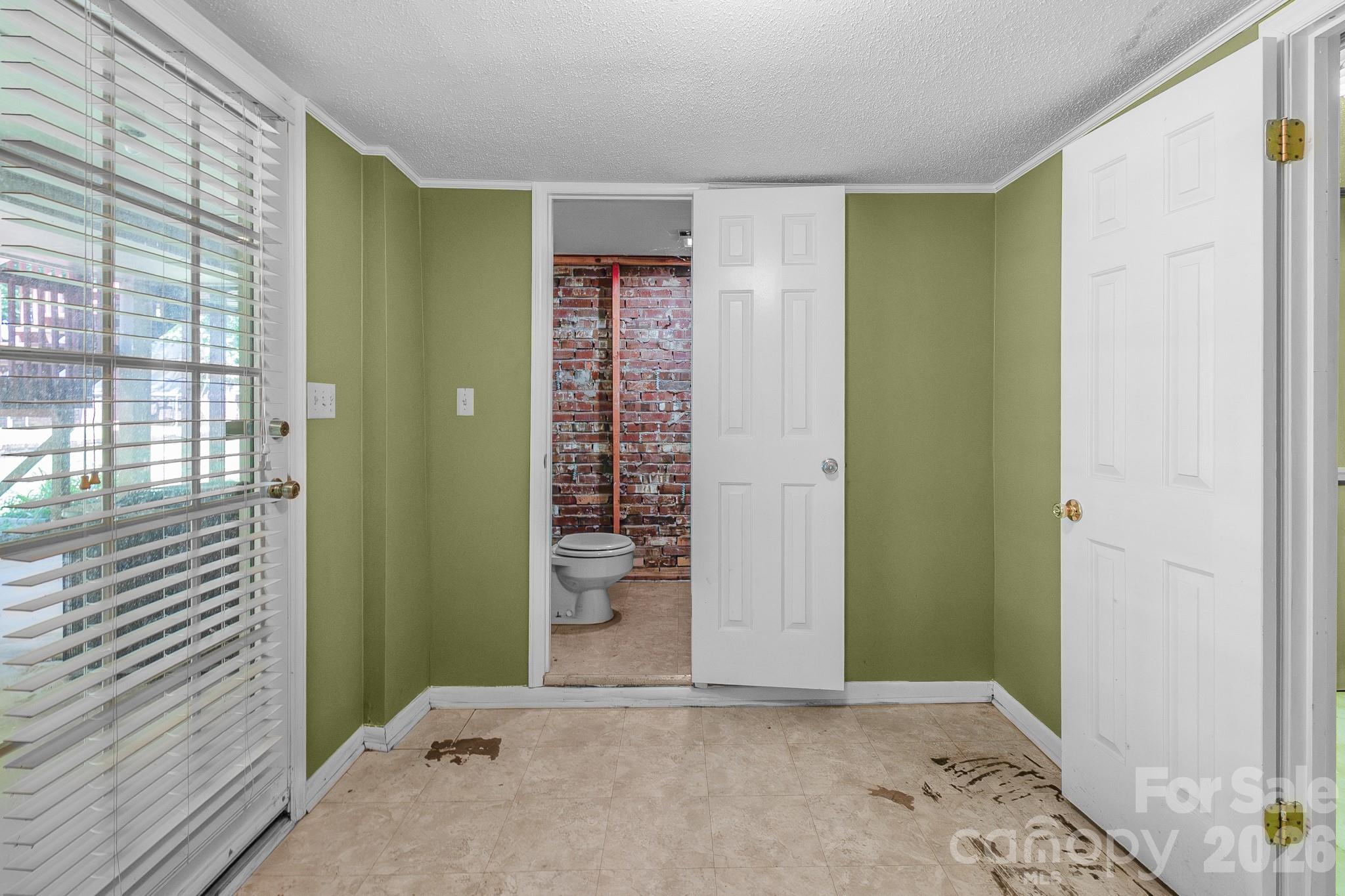 1549 Cecelia Drive — Gastonia