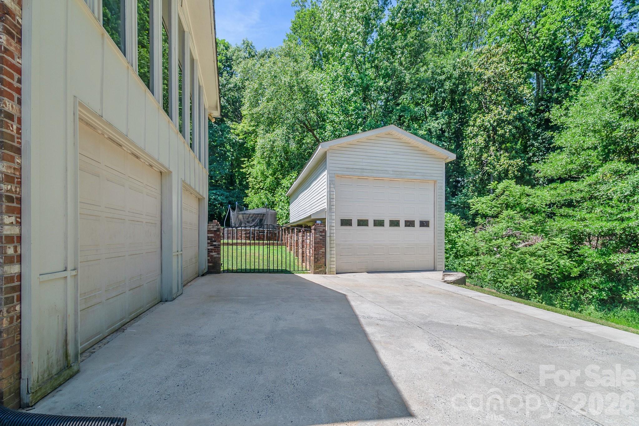 1549 Cecelia Drive — Gastonia