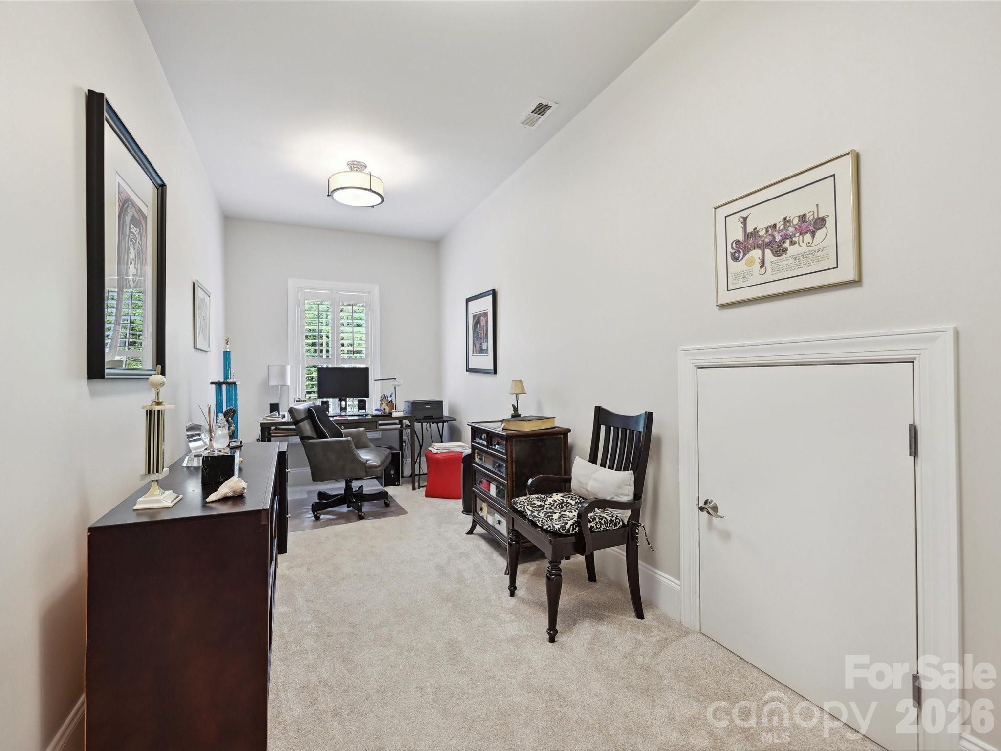 6309 Wakehurst Road — Charlotte