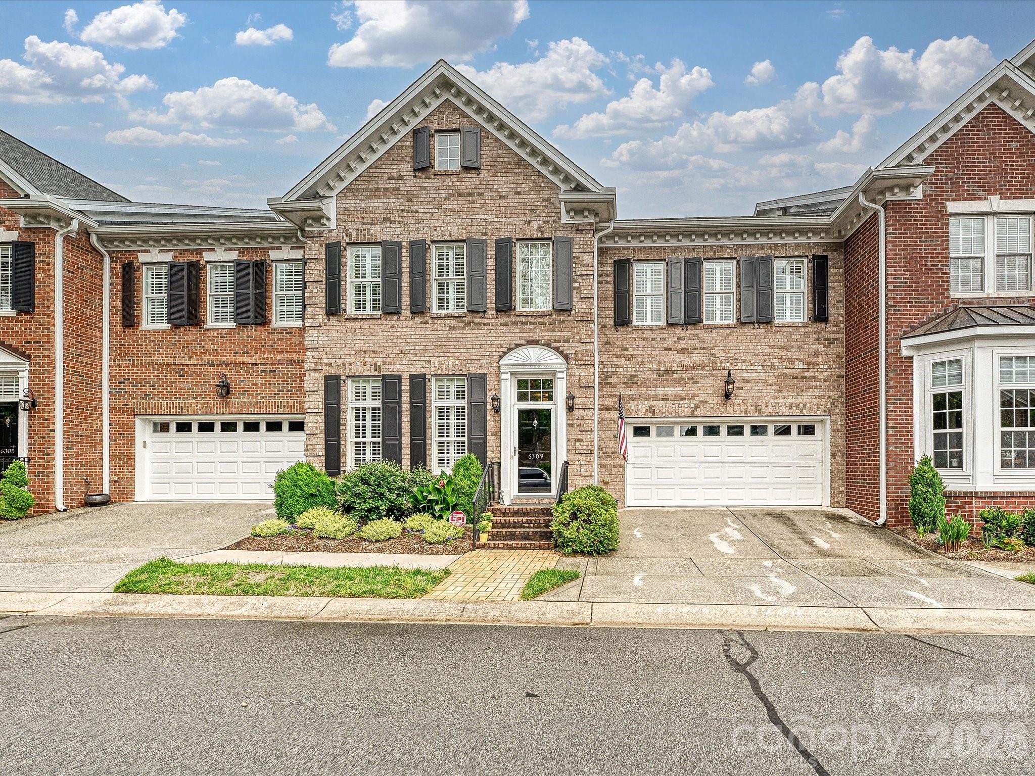 6309 Wakehurst Road — Charlotte
