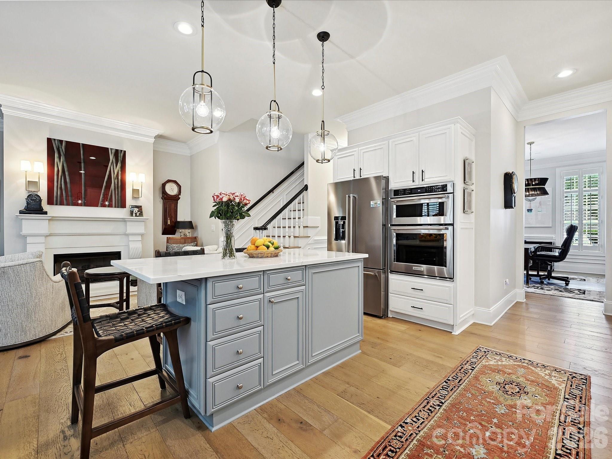 6309 Wakehurst Road — Charlotte