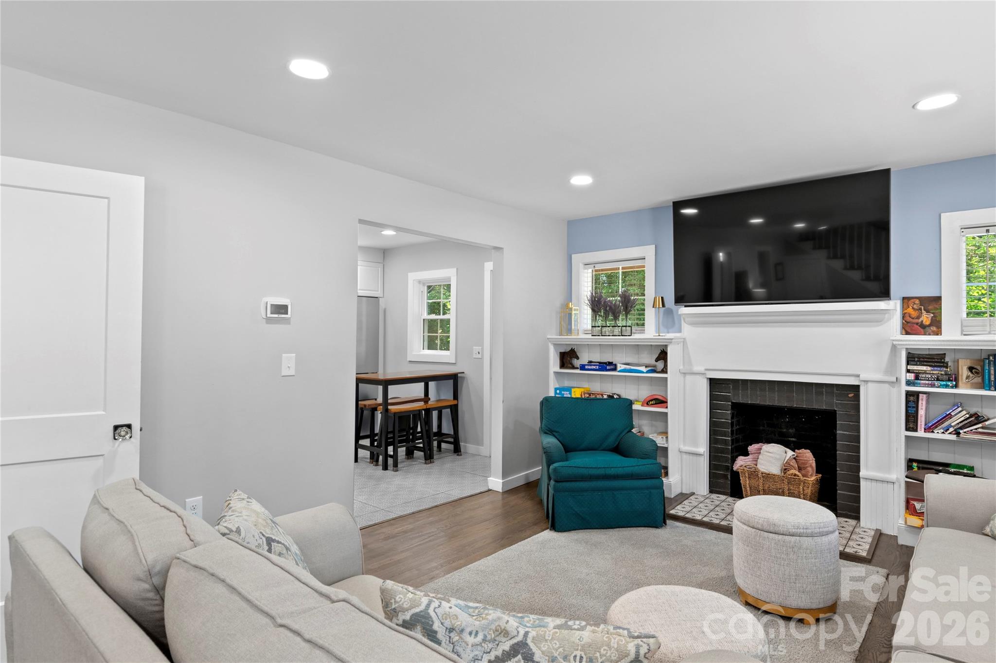 706 Elk Spur Street — Elkin