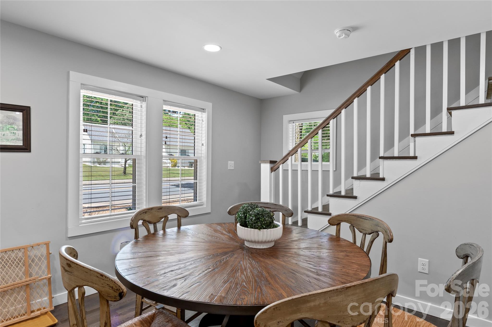 706 Elk Spur Street — Elkin