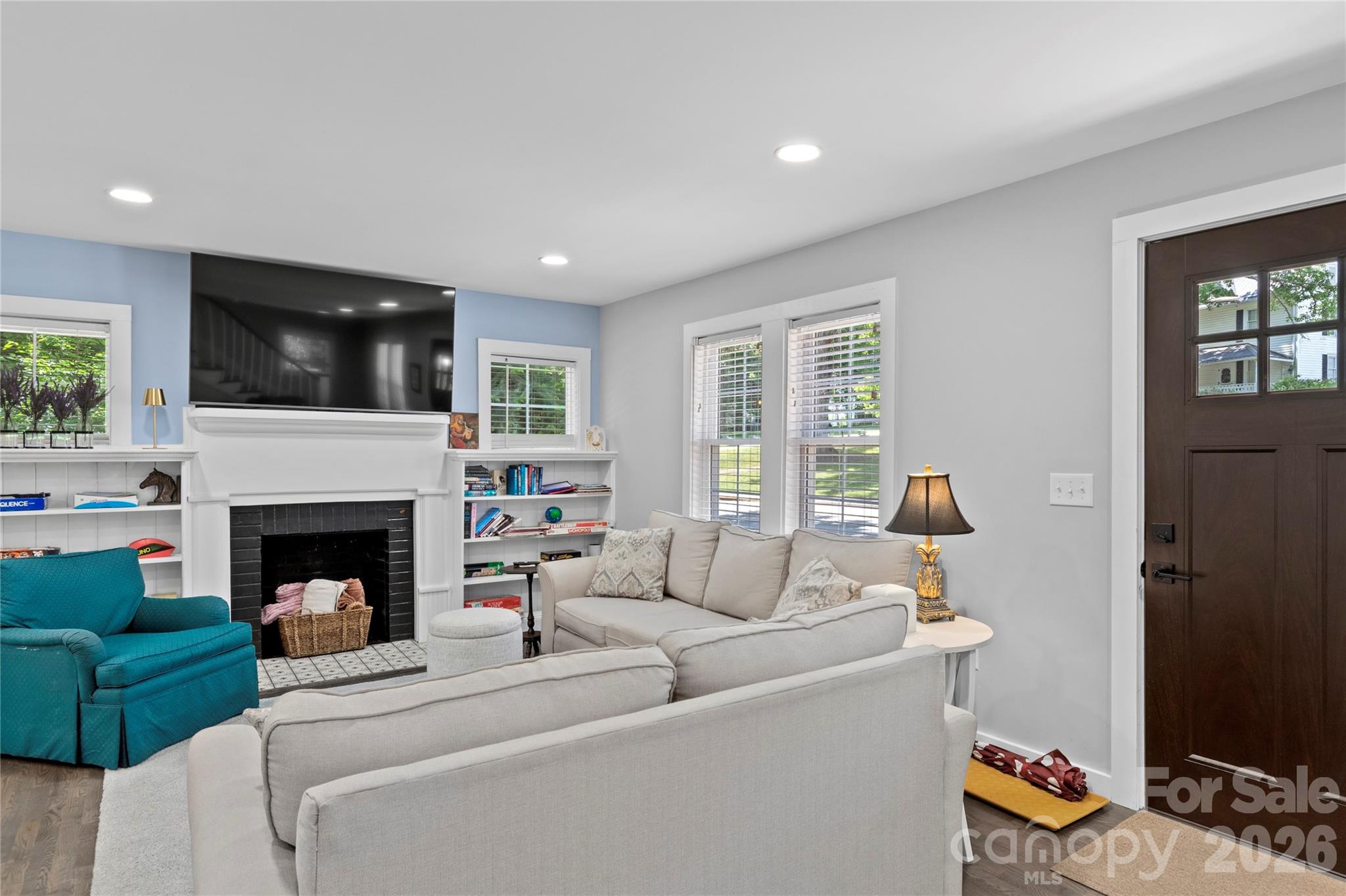 706 Elk Spur Street — Elkin
