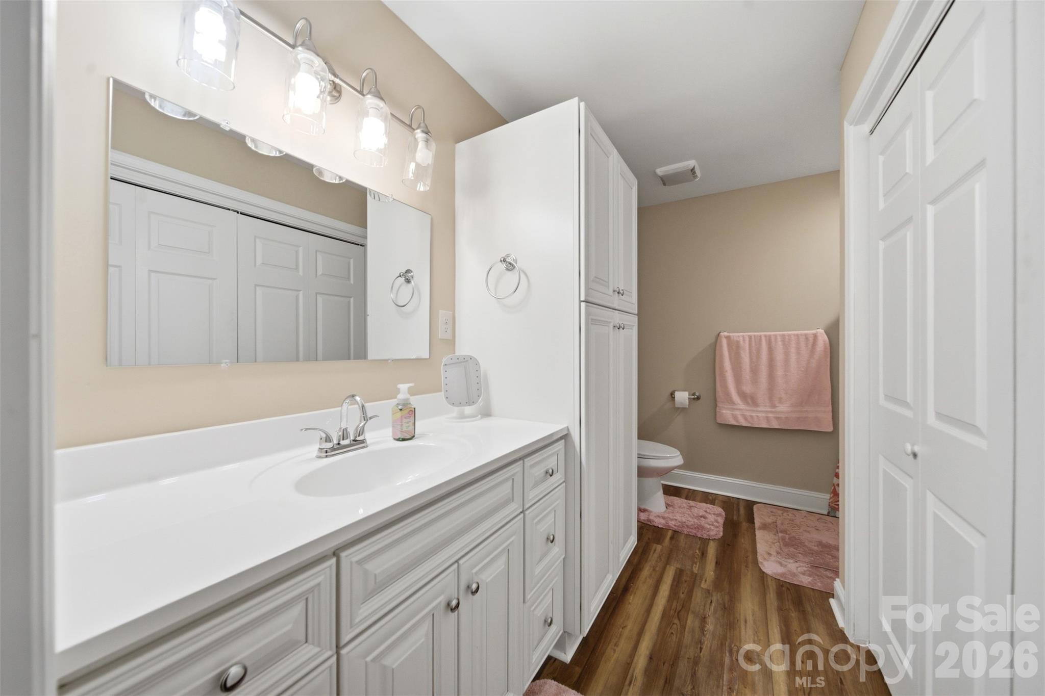 5694 Hillsdale Drive — Fort Lawn