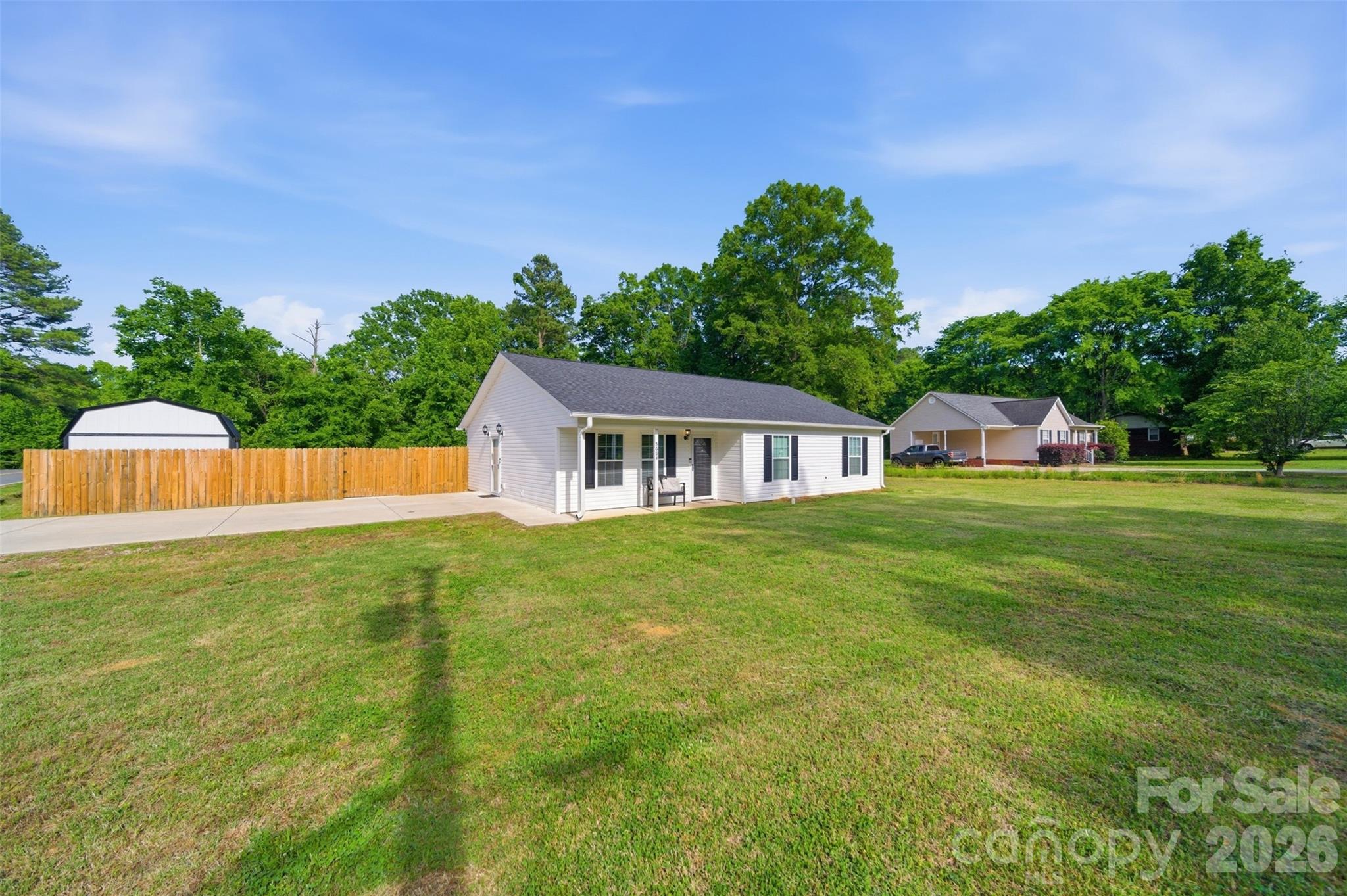 5694 Hillsdale Drive — Fort Lawn