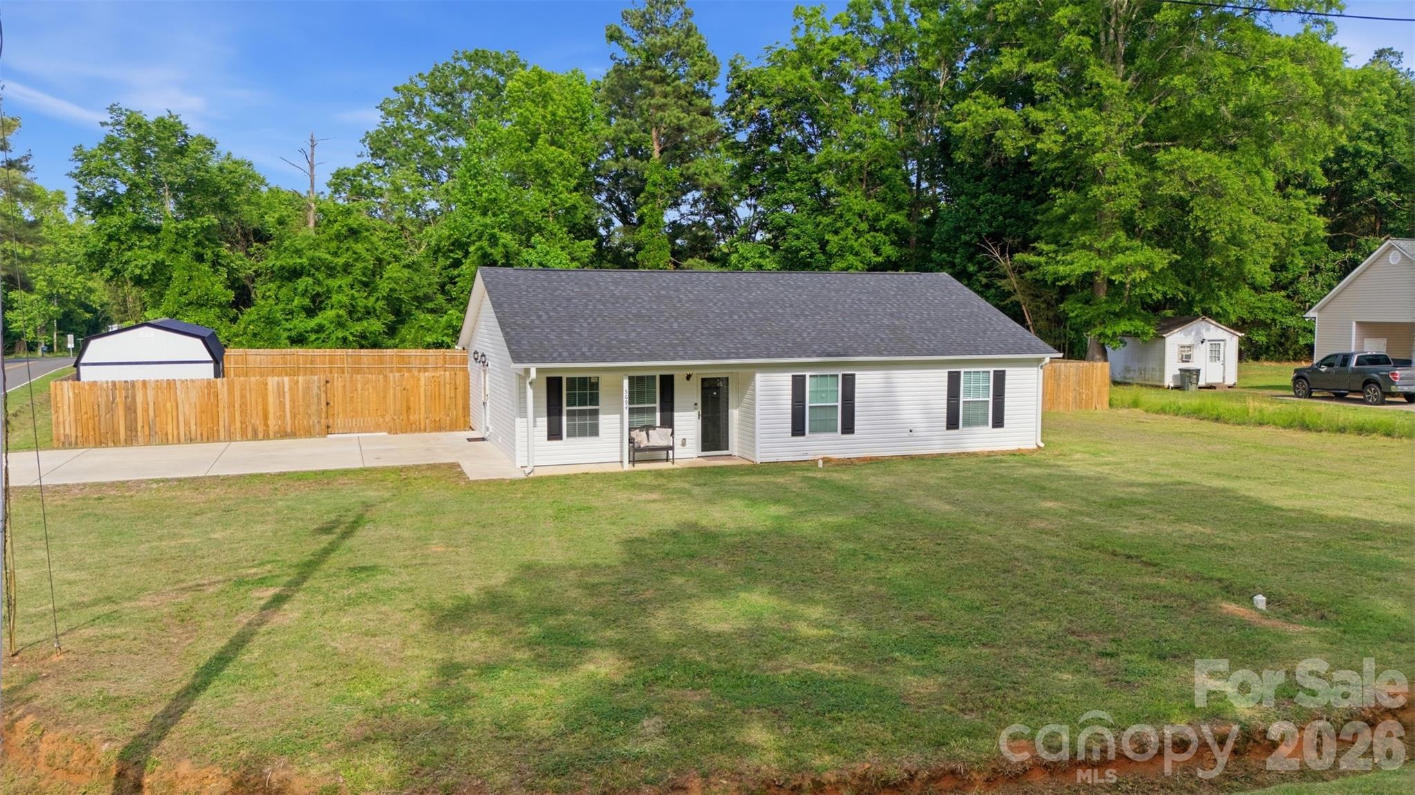 5694 Hillsdale Drive — Fort Lawn