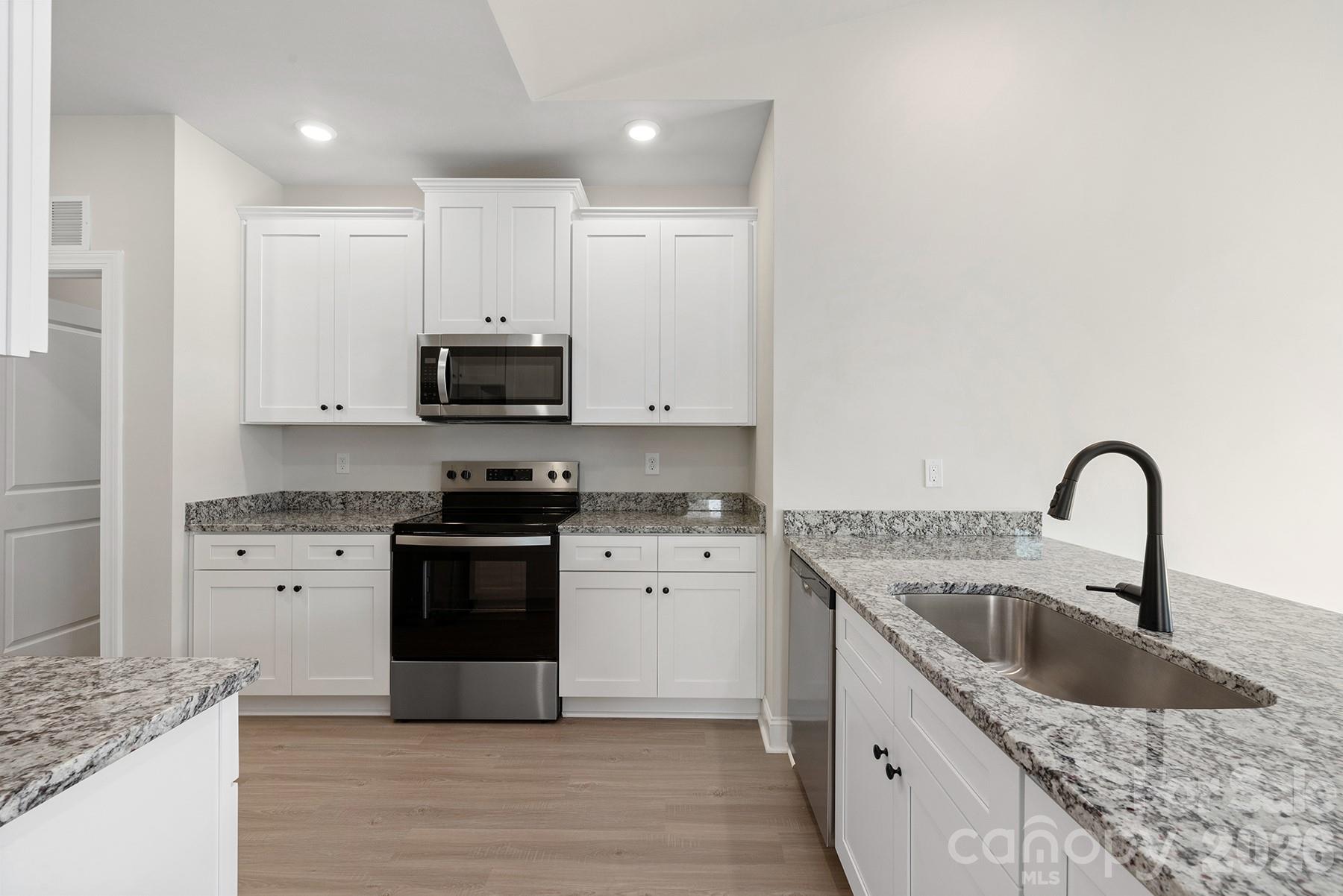 6512 Fairford Drive — Charlotte