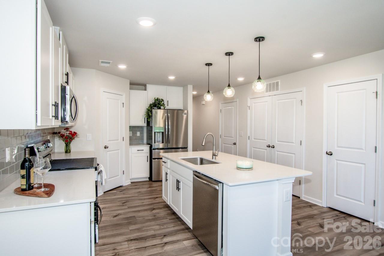 2742 Legacy Ridge Lane — Catawba