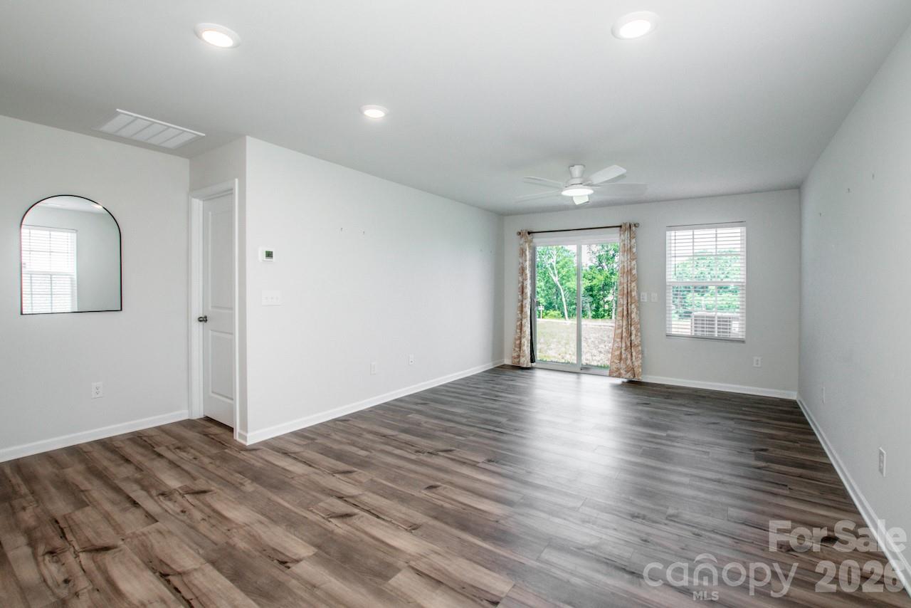 2742 Legacy Ridge Lane — Catawba