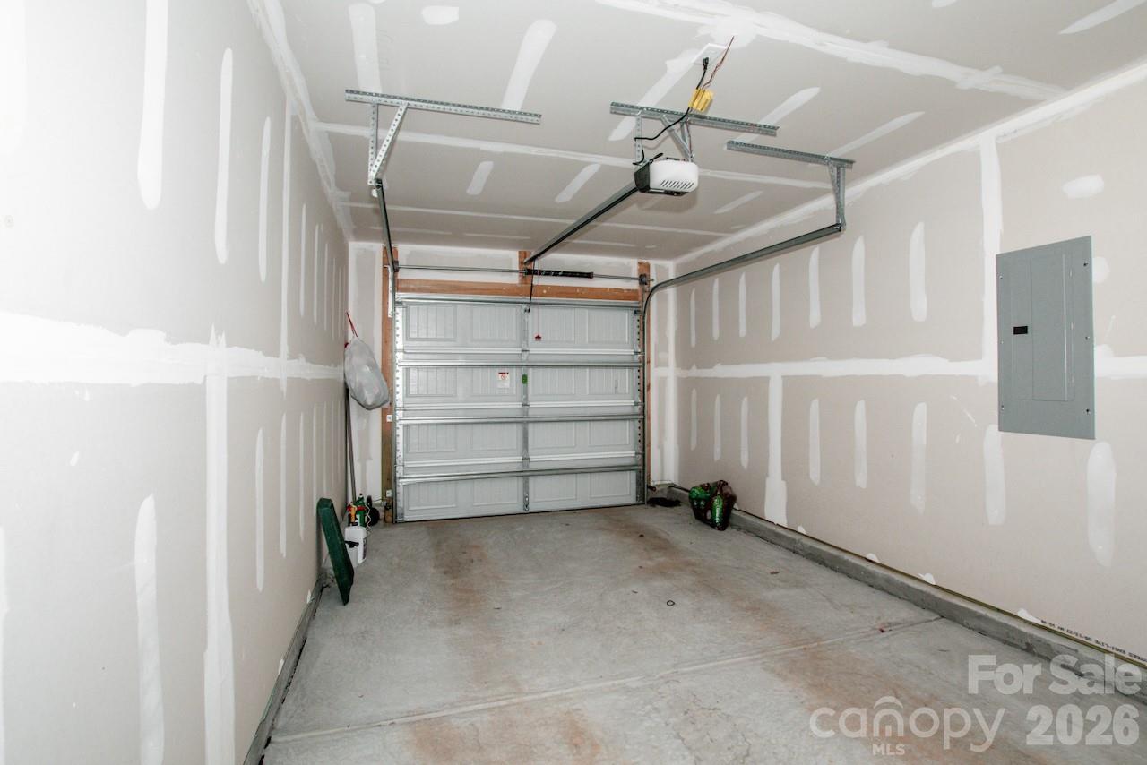 2742 Legacy Ridge Lane — Catawba