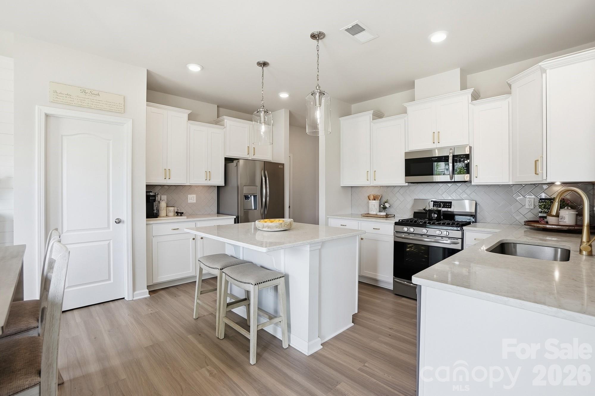 16732 Cozy Cove Road — Charlotte