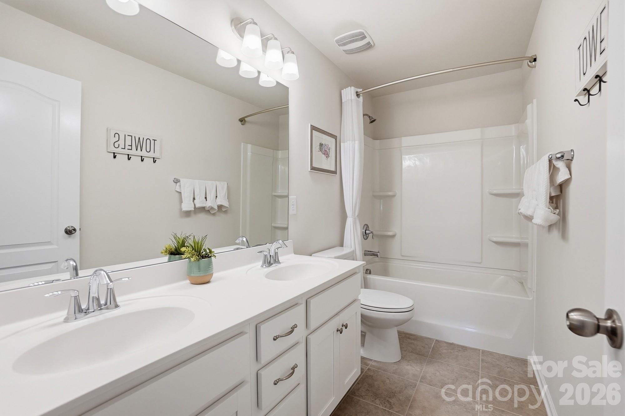 16732 Cozy Cove Road — Charlotte