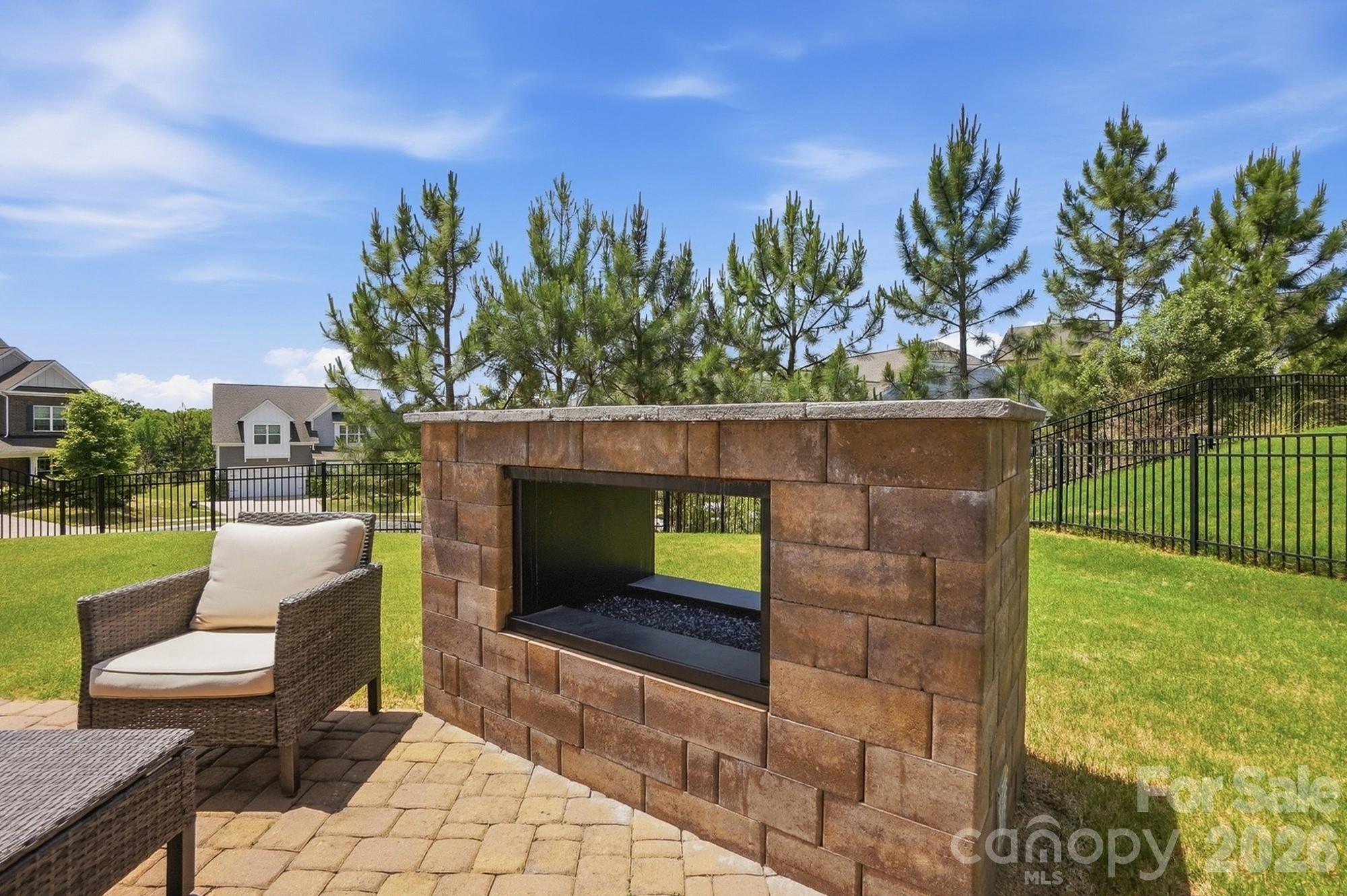 16732 Cozy Cove Road — Charlotte