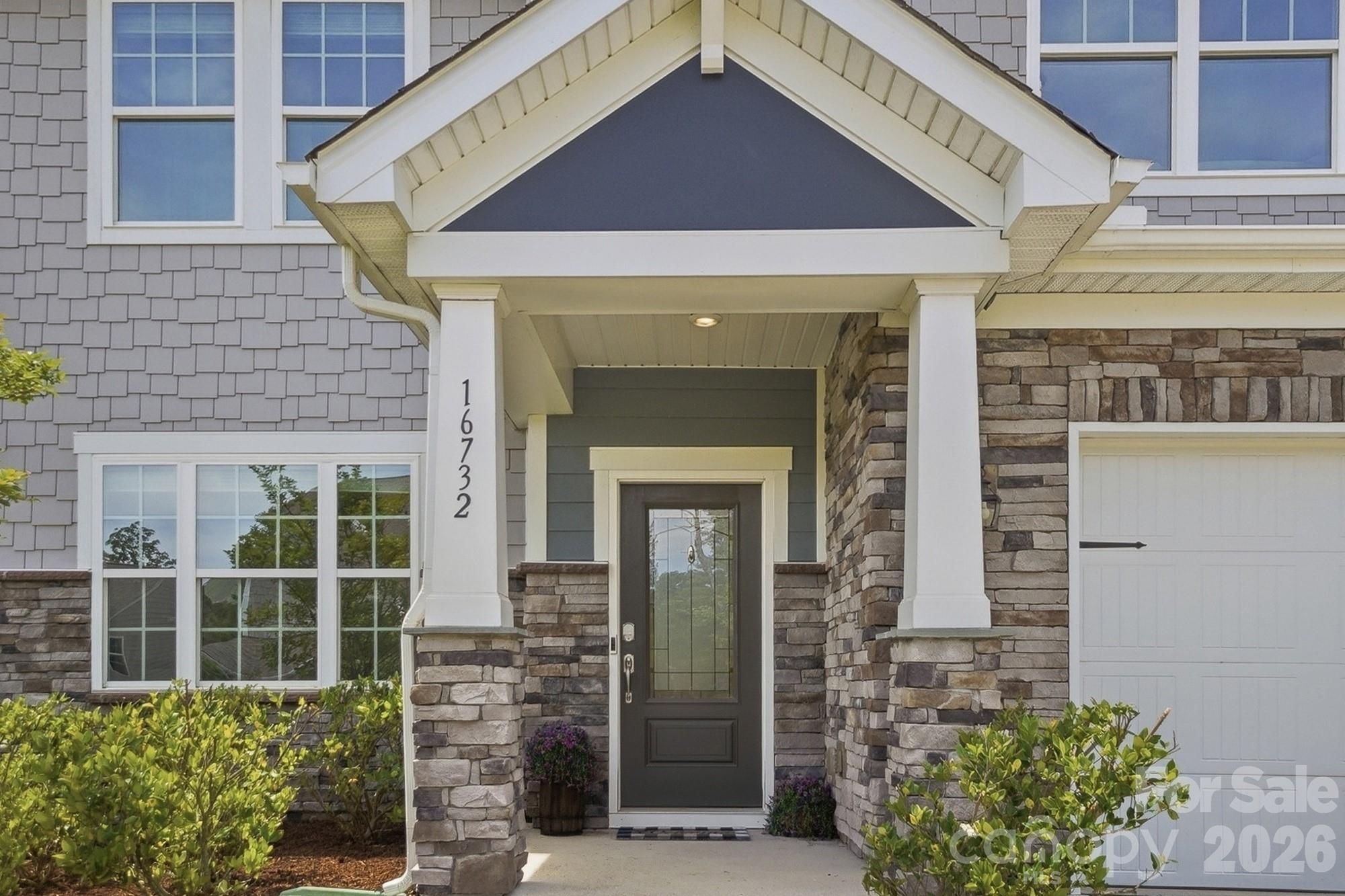 16732 Cozy Cove Road — Charlotte