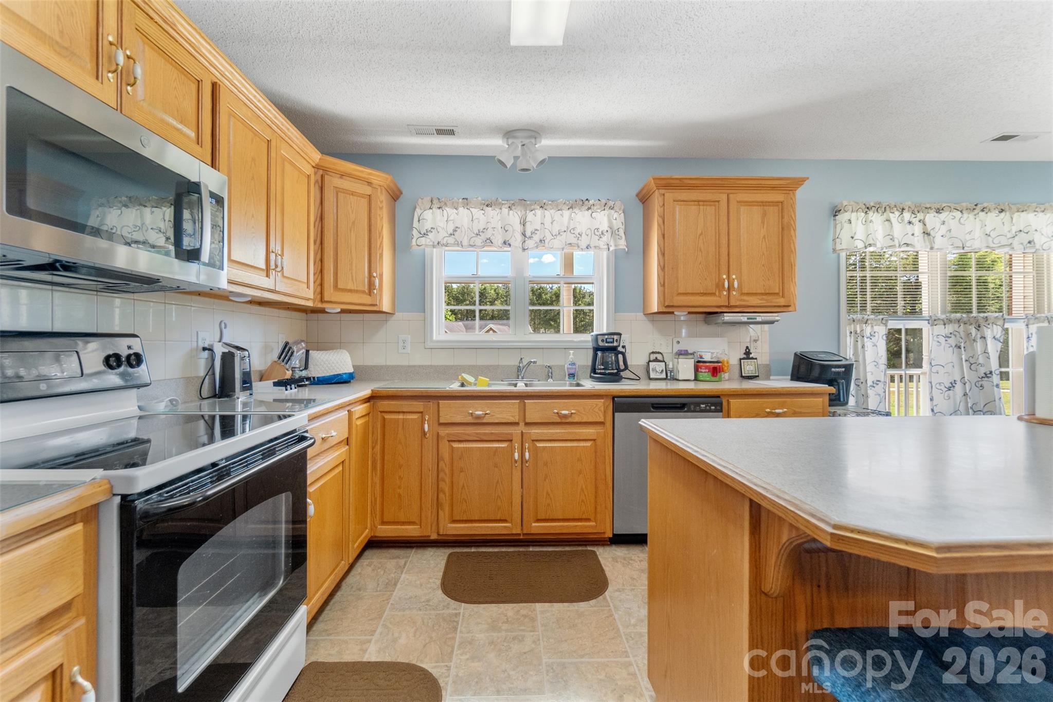 202 Big Dipper Court — Wingate