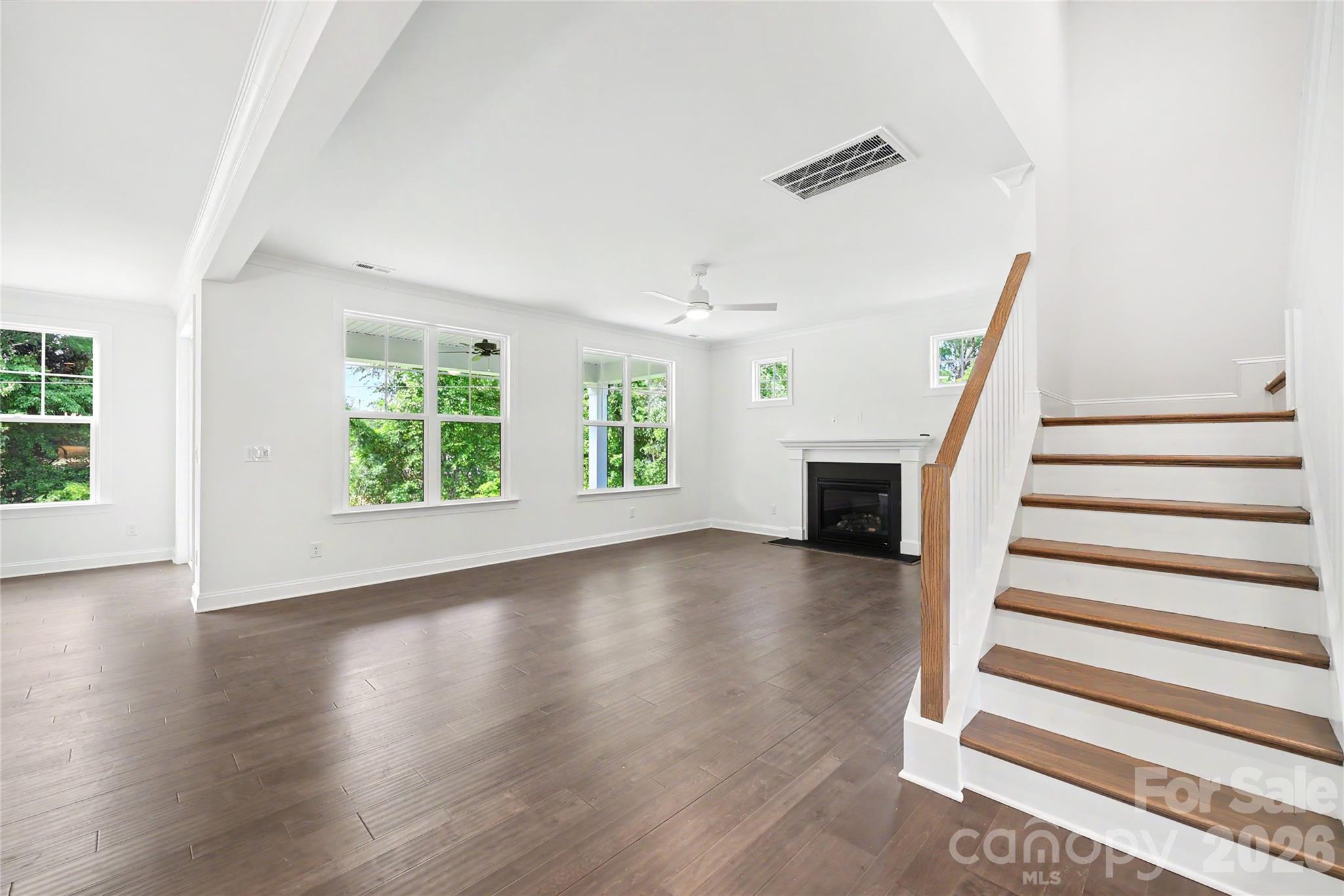9925 Ardley Park Way — Mint Hill
