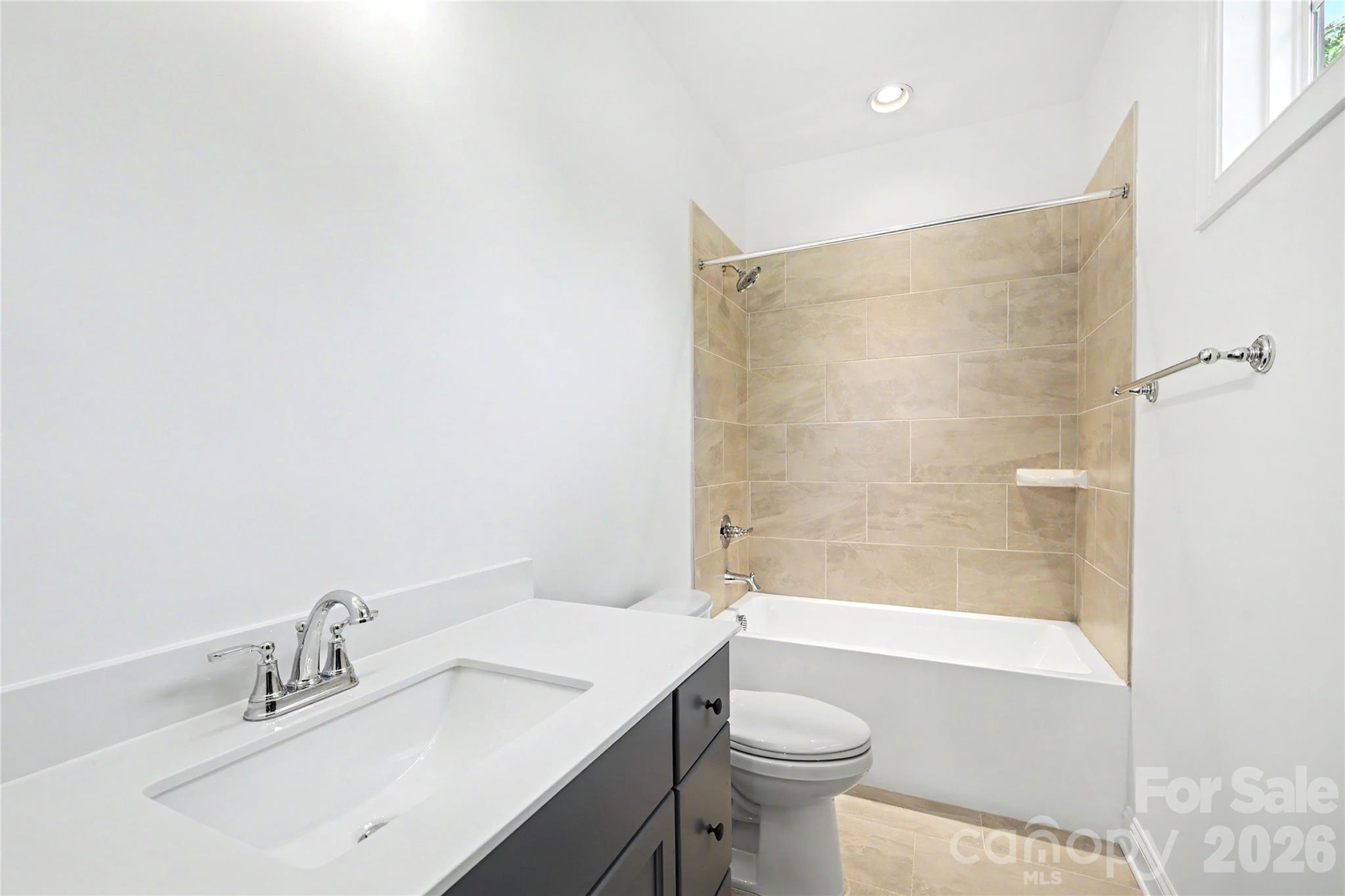 9925 Ardley Park Way — Mint Hill