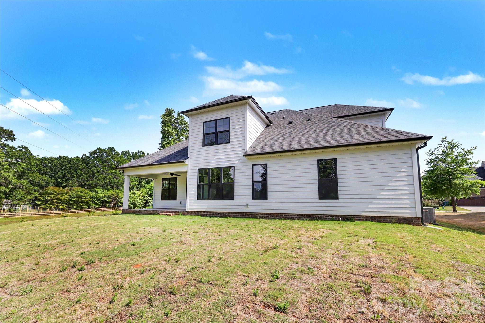 9925 Ardley Park Way — Mint Hill