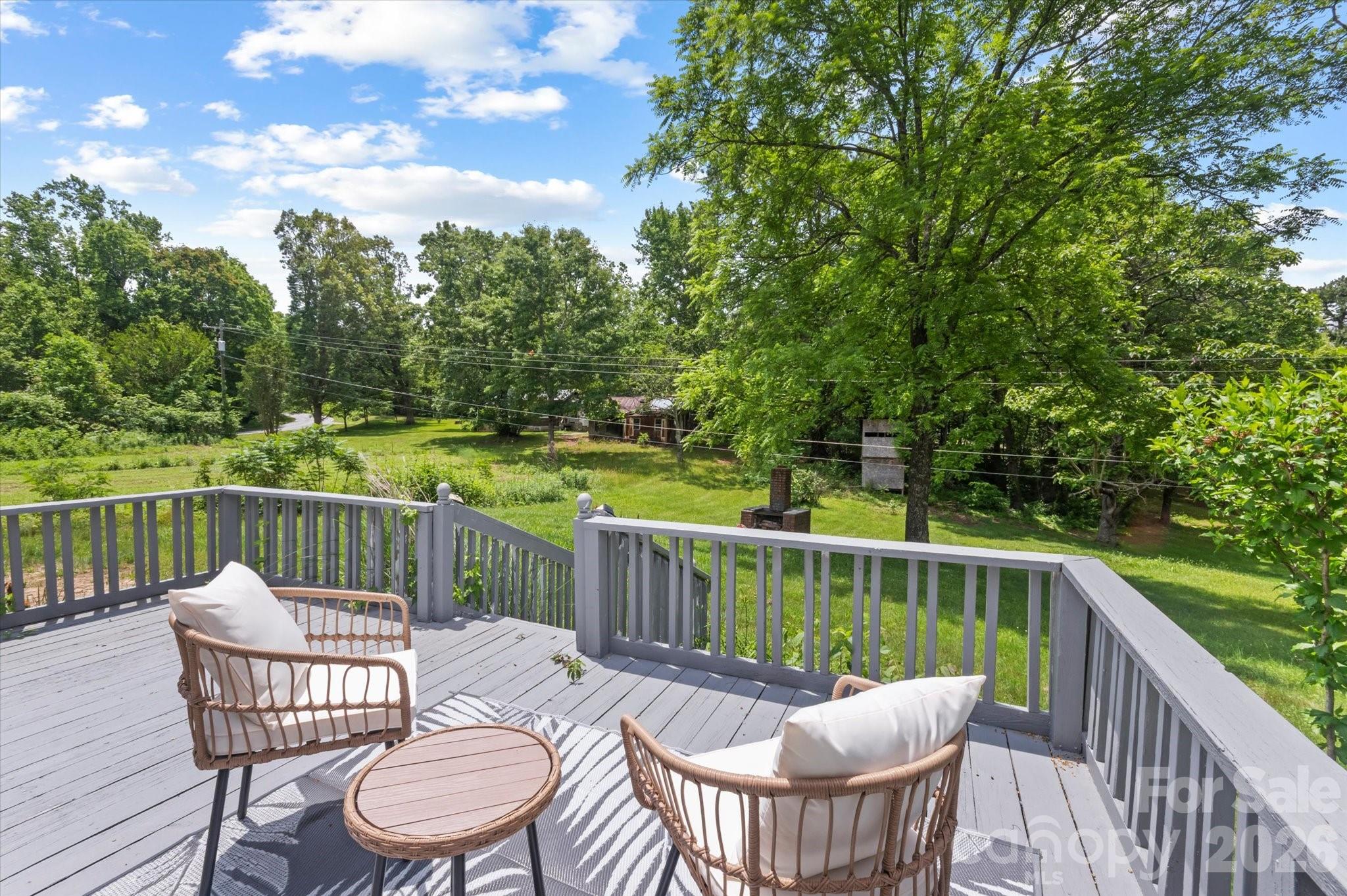 1323 Locust Grove Road — Hendersonville