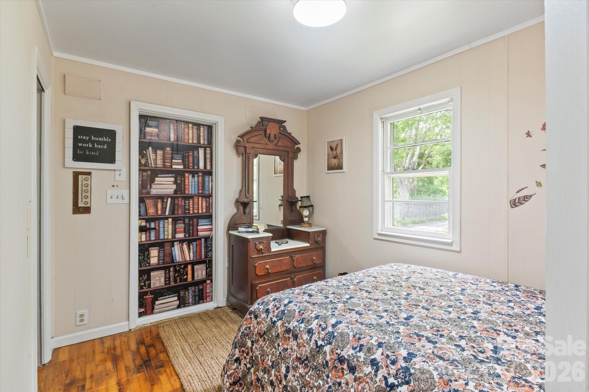 1323 Locust Grove Road — Hendersonville
