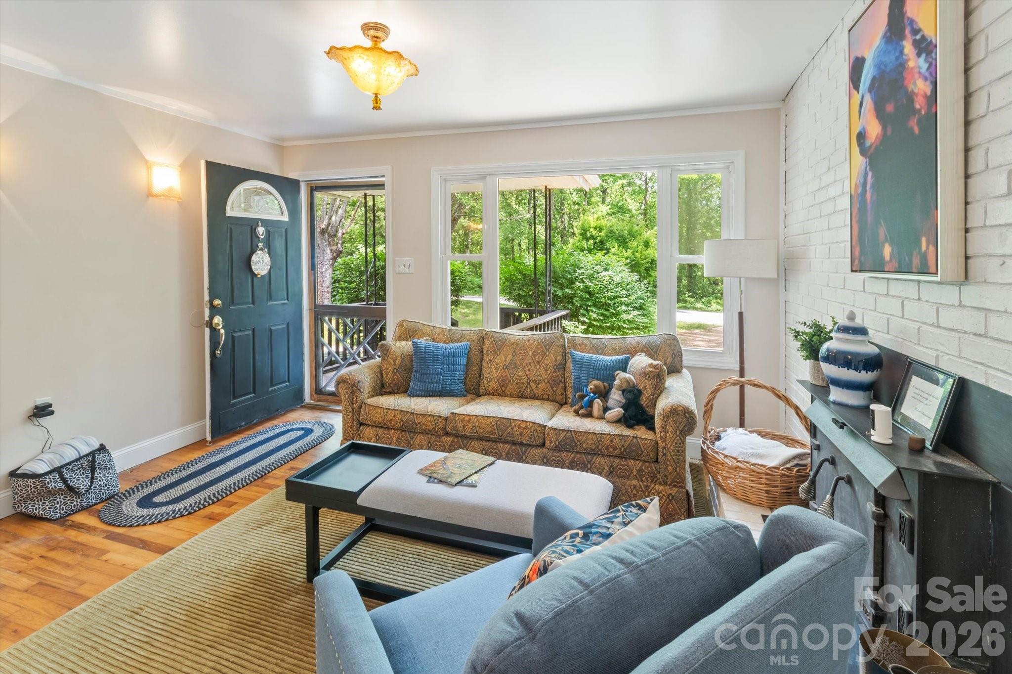 1323 Locust Grove Road — Hendersonville