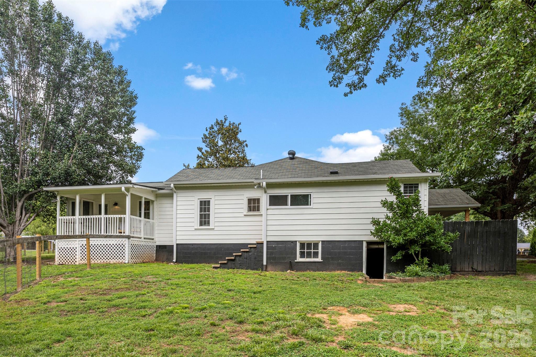 5990 S Nc 9 Highway — Tryon