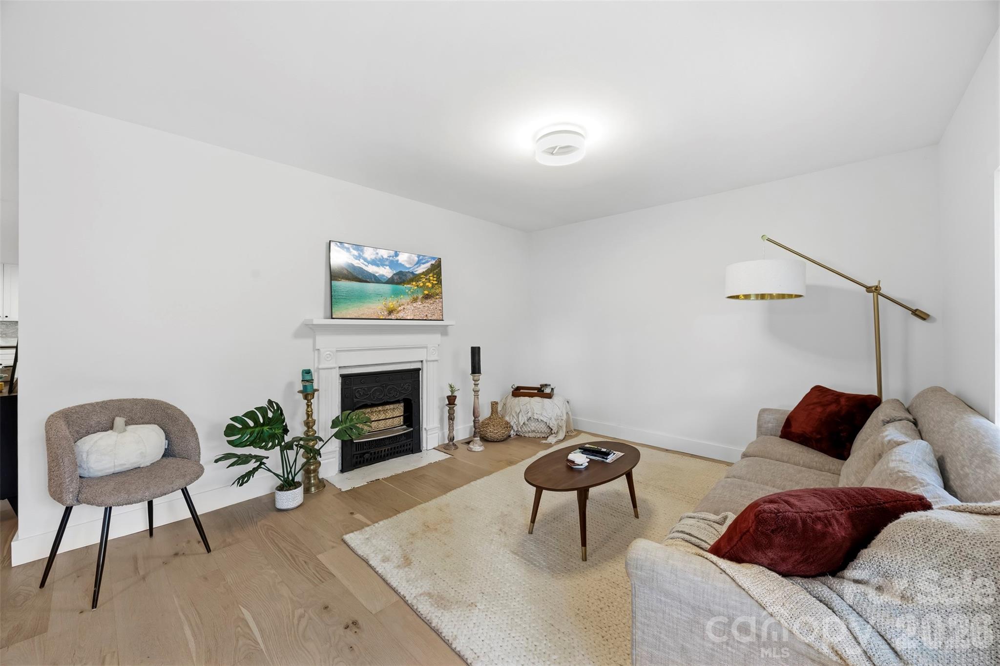 5990 S Nc 9 Highway — Tryon
