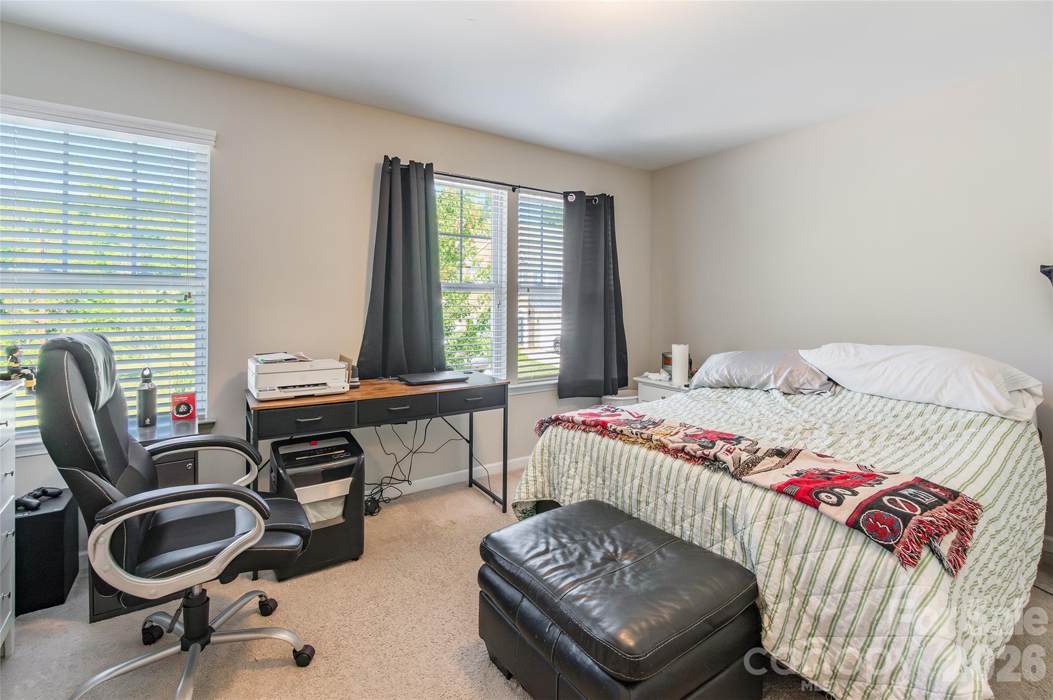 383 Battery Circle — Clover