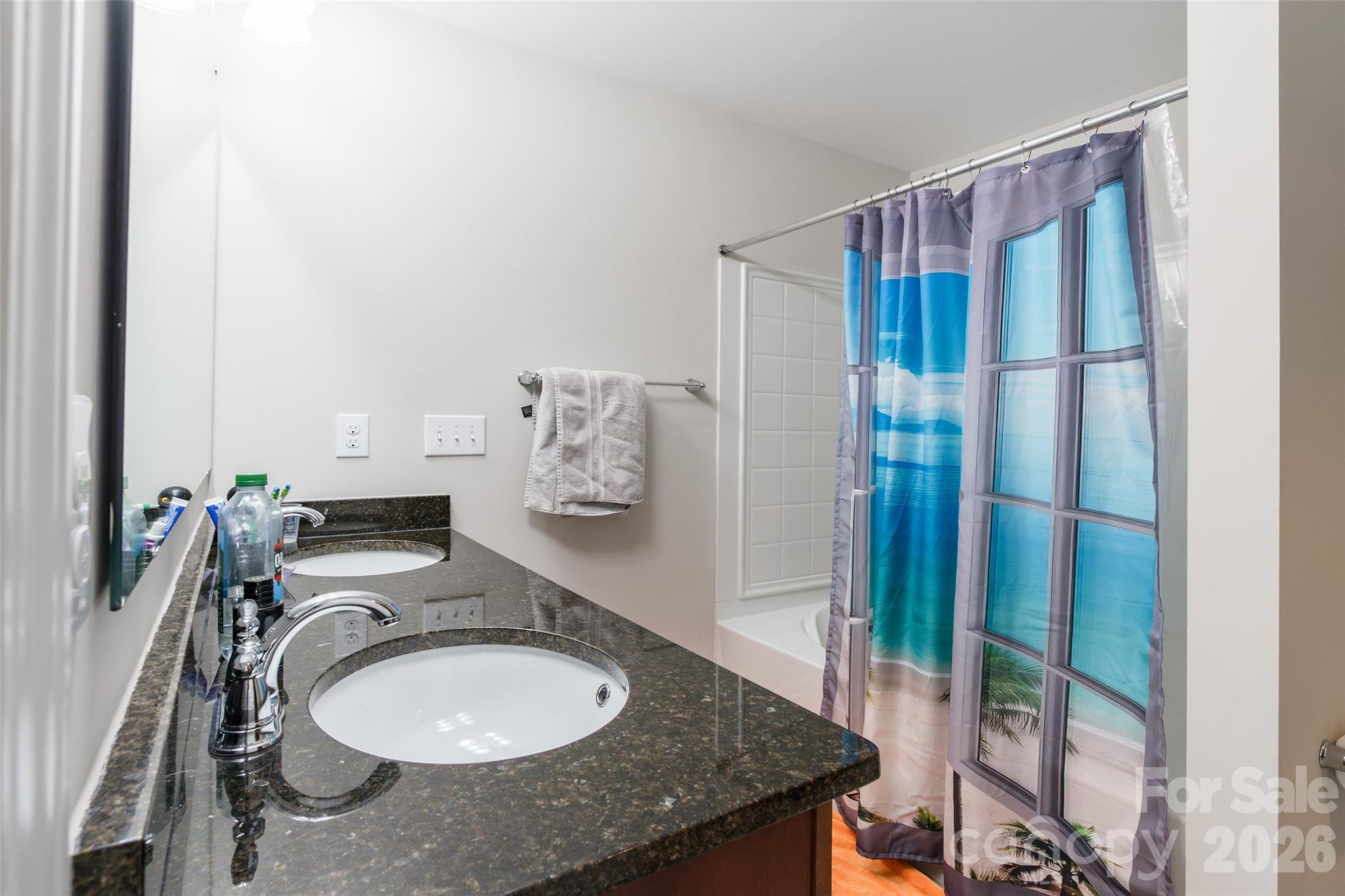 383 Battery Circle — Clover