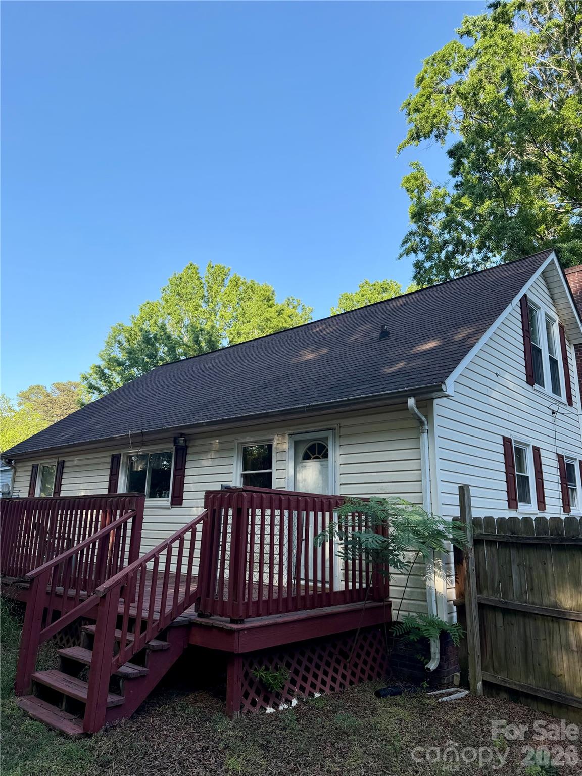 1911 Crestmont Avenue — Kannapolis