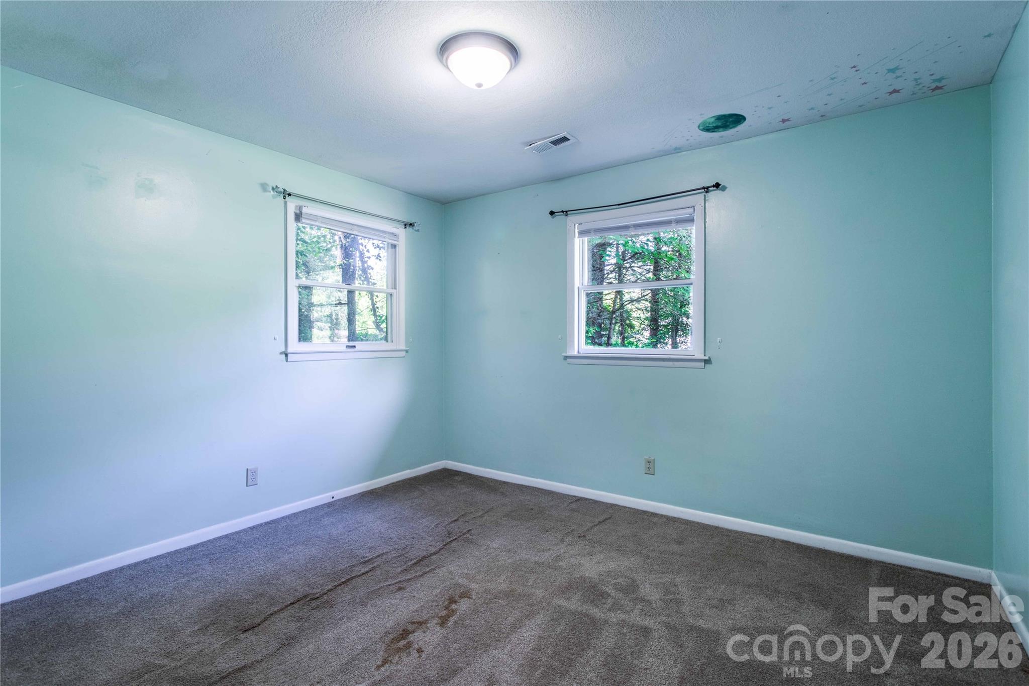 73 Cresent Drive — Pisgah Forest