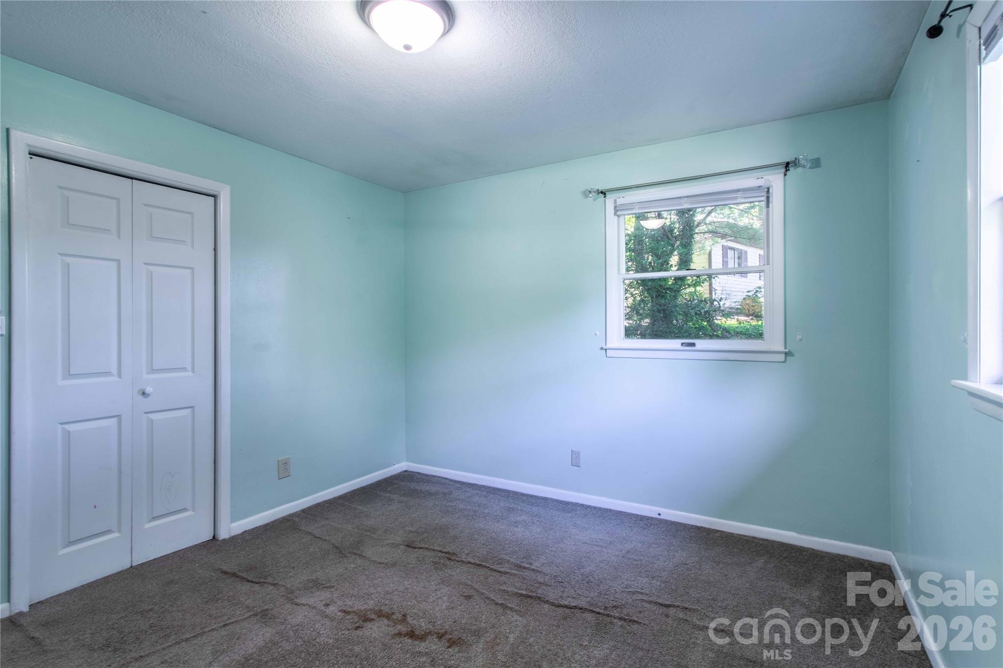 73 Cresent Drive — Pisgah Forest