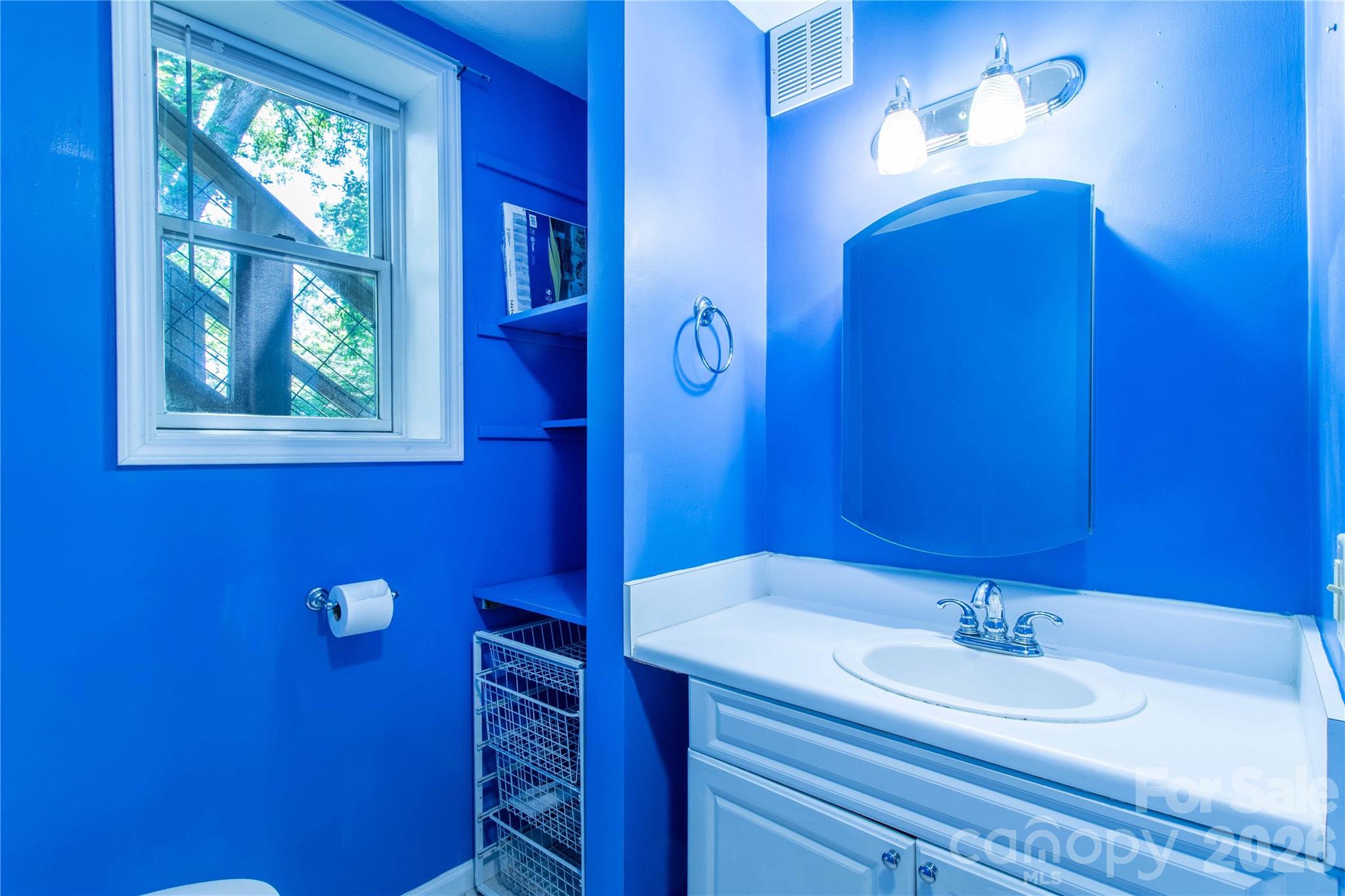 73 Cresent Drive — Pisgah Forest