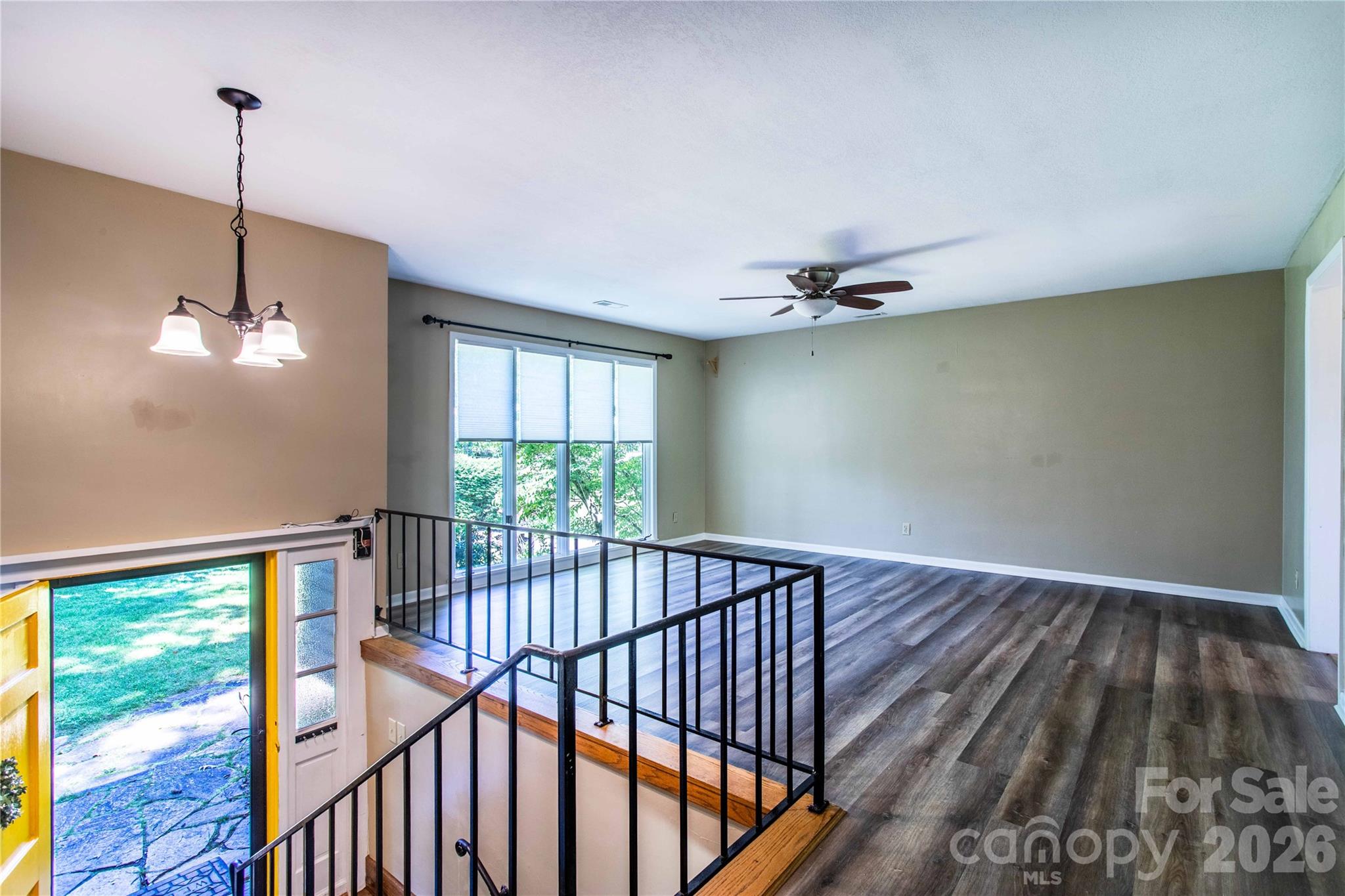 73 Cresent Drive — Pisgah Forest