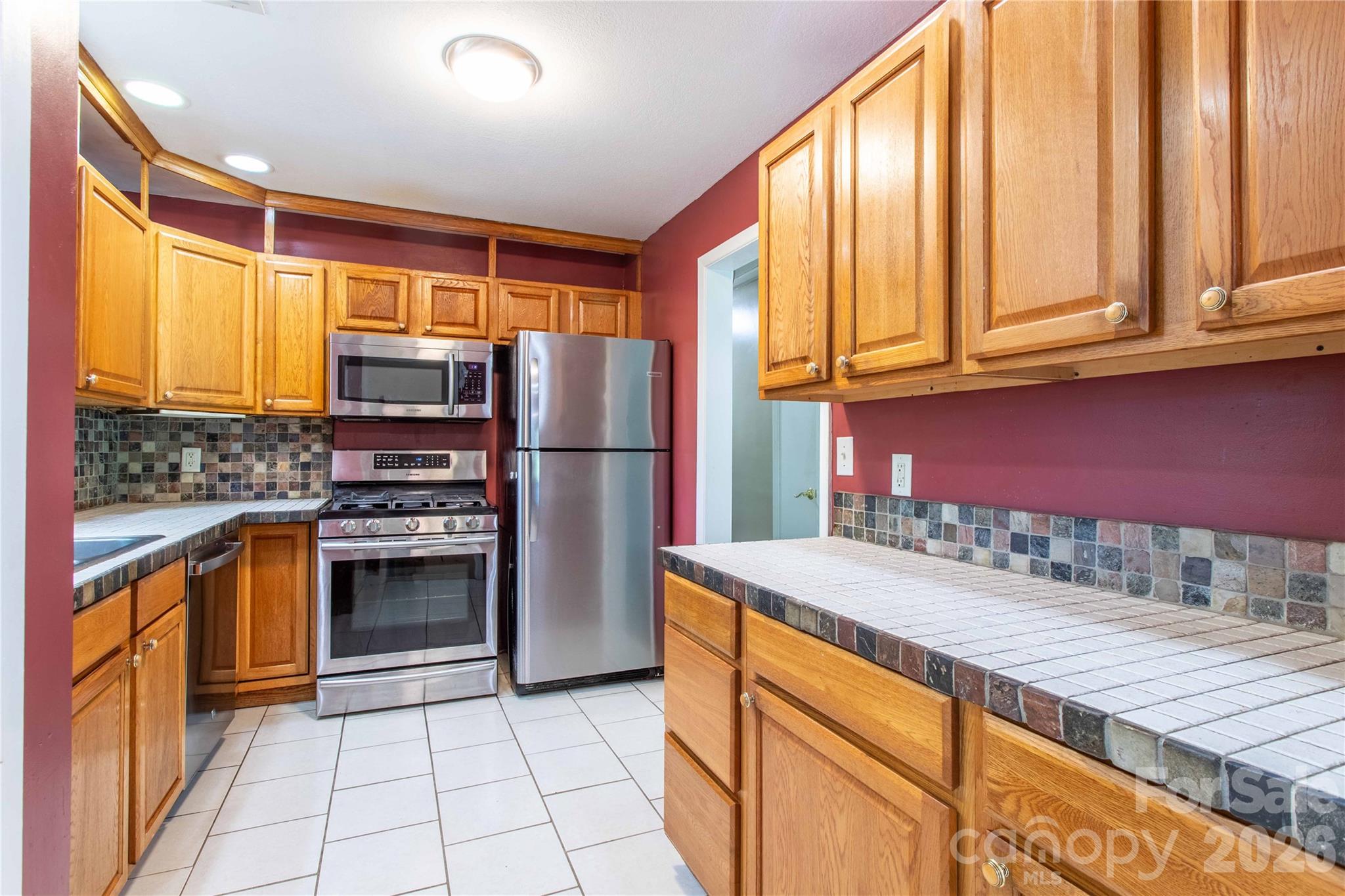 73 Cresent Drive — Pisgah Forest
