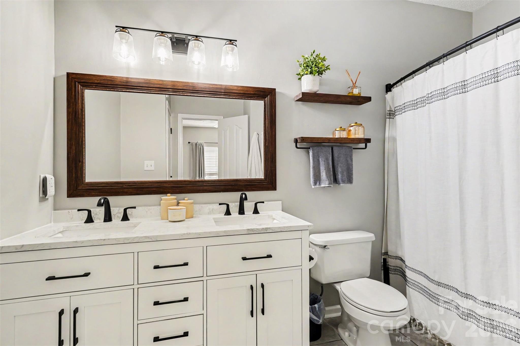 1309 Anthem Court — Charlotte