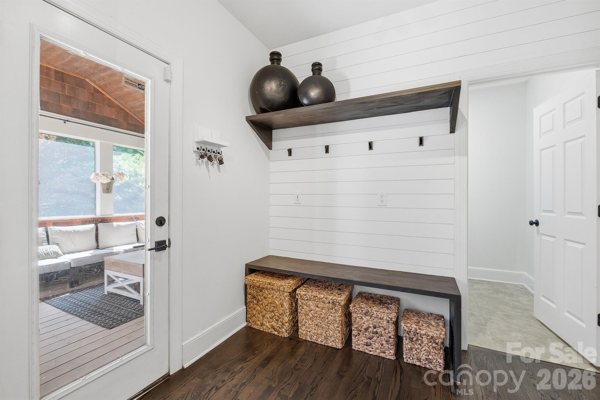 10316 Calaveras Court — Huntersville