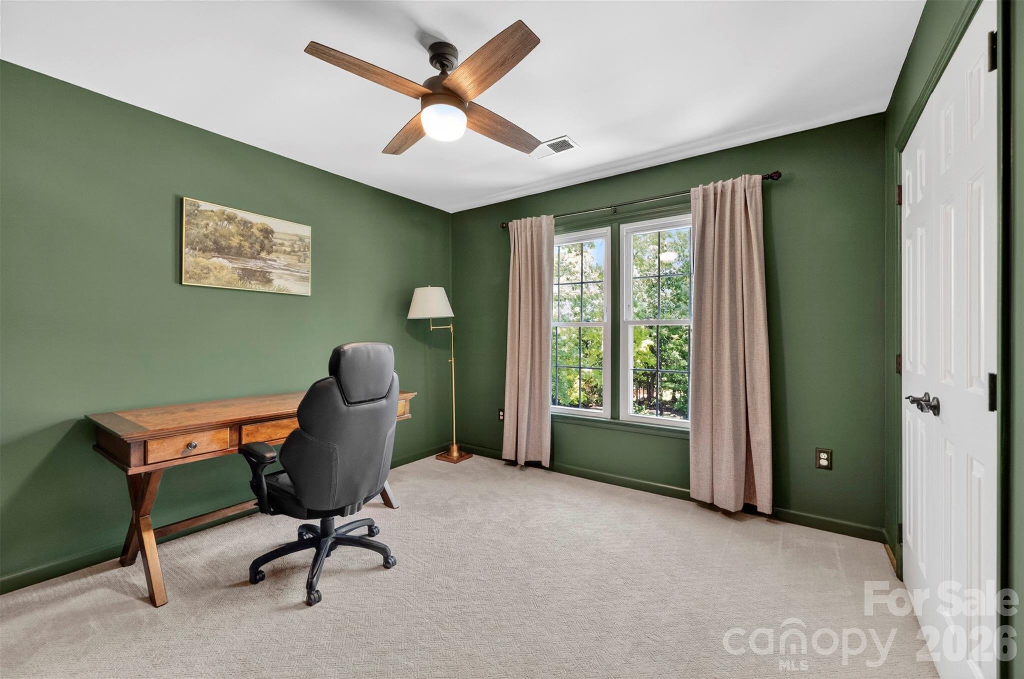 7618 Wingmont Drive — Charlotte